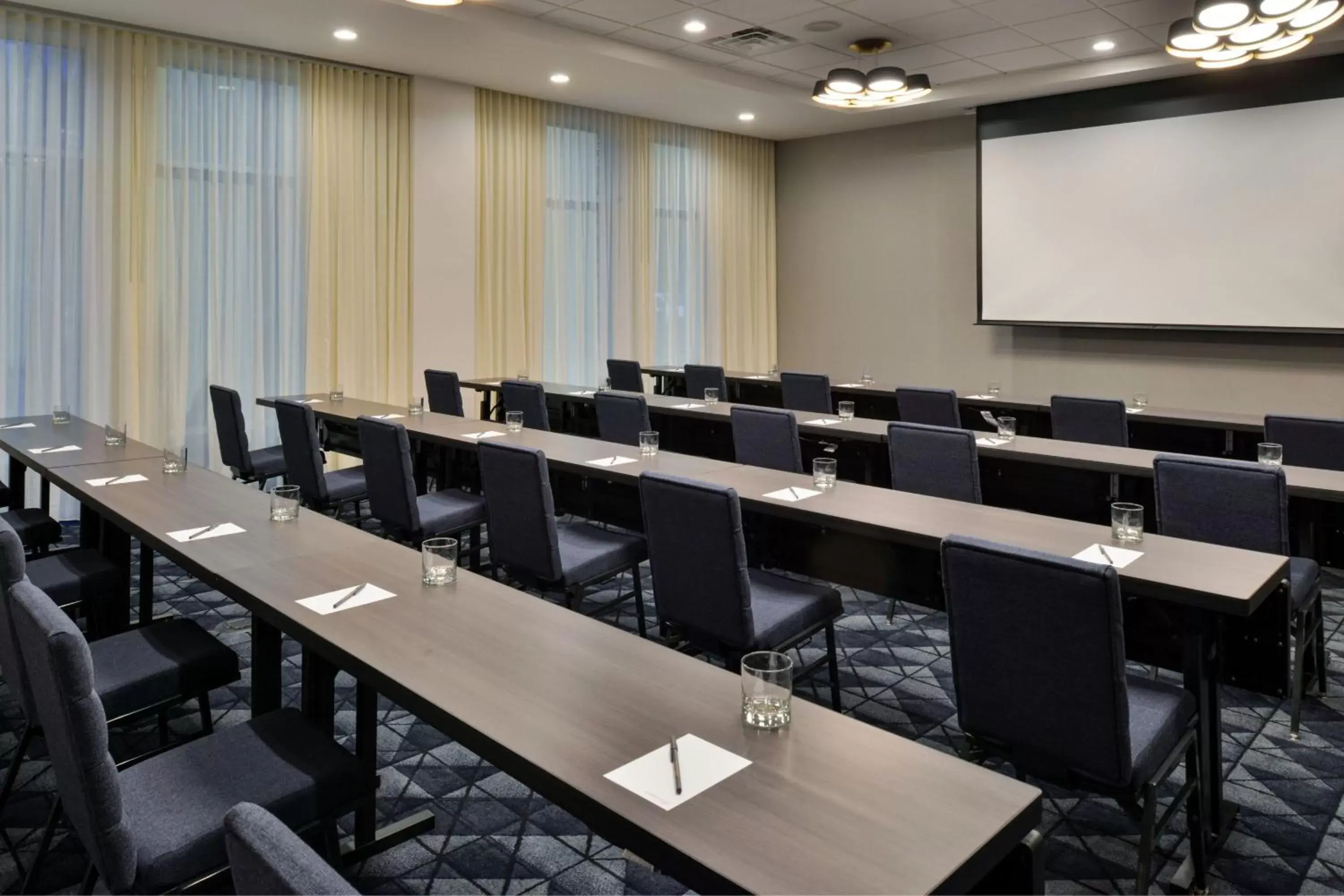 Meeting/conference room in Courtyard by Marriott Raleigh Cary Crossroads