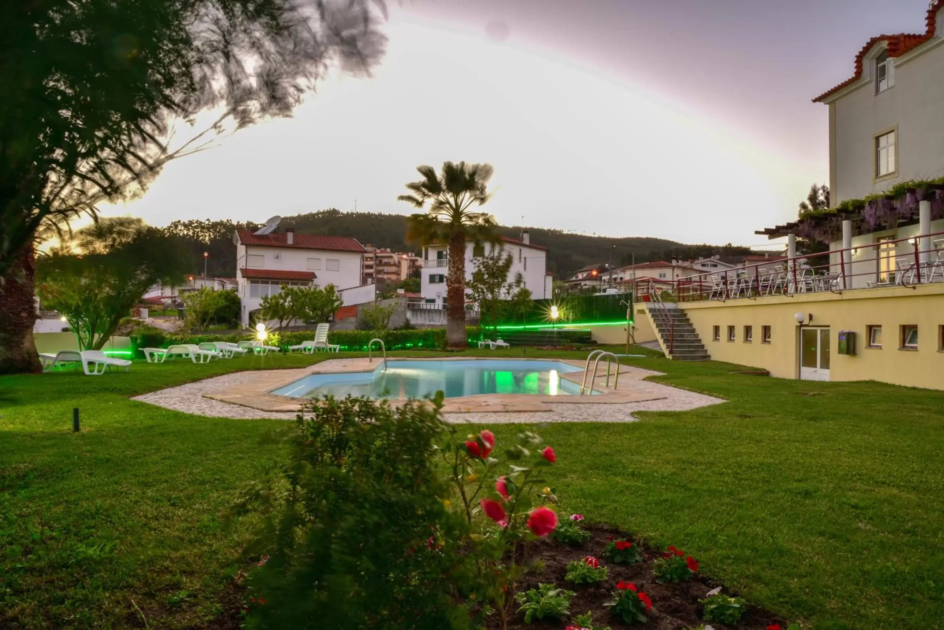 Garden, Swimming Pool in Hotel Quinta do Viso