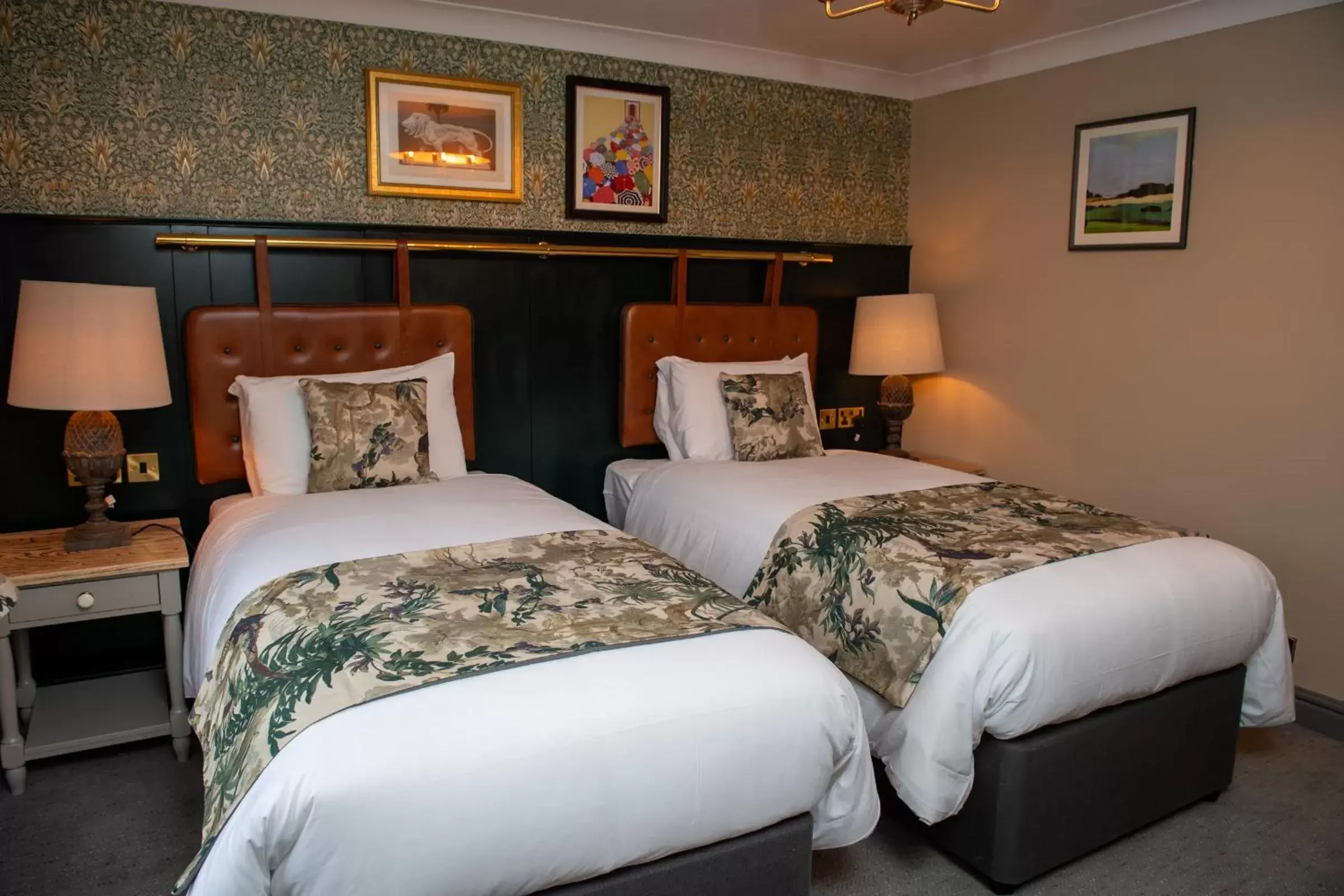 Bed in The Red Lion Inn by Chef & Brewer Collection