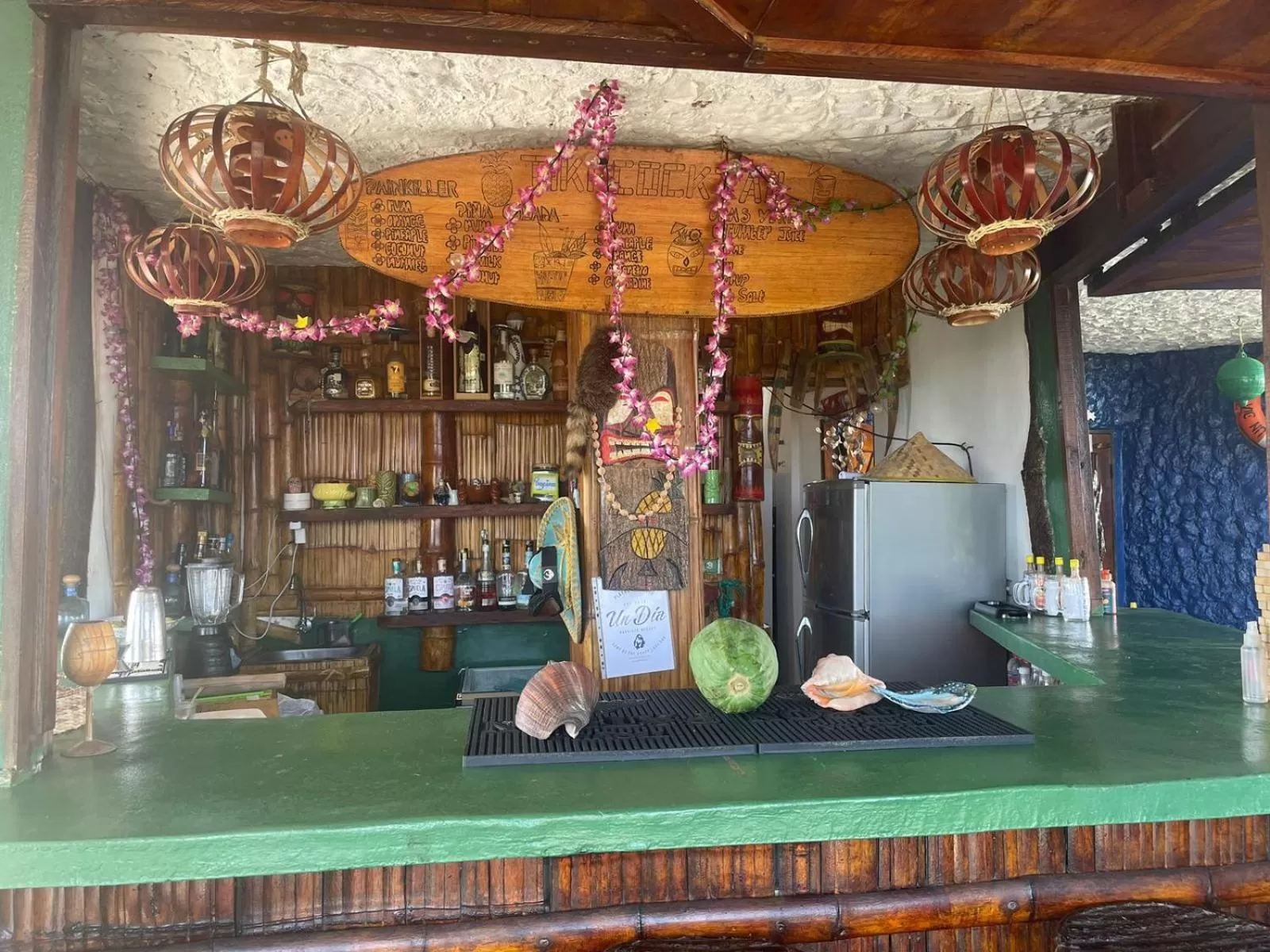 Lounge or bar in Un Dia Boutique Resort