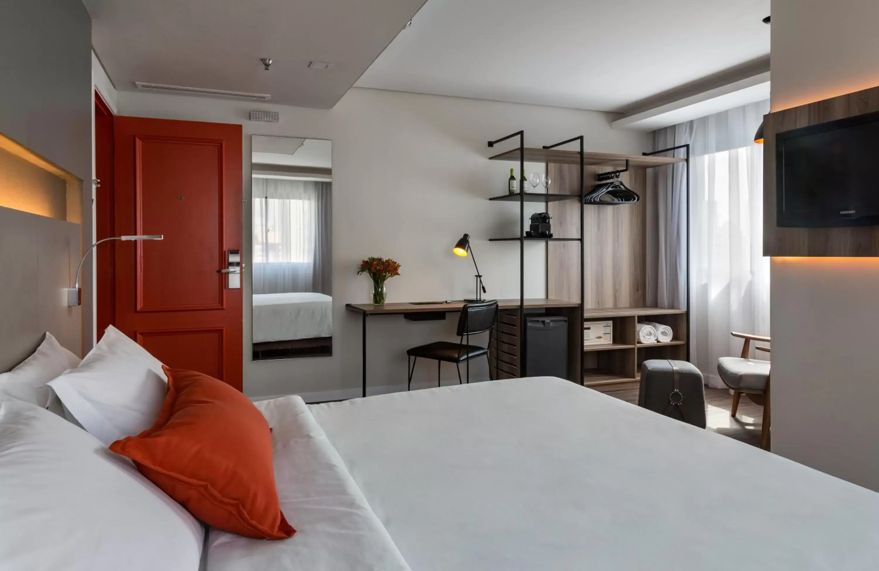 Decorative detail, Bed in Intercity São Paulo Ibirapuera Decorative detail, Bed in Intercity São Paulo Ibirapuera