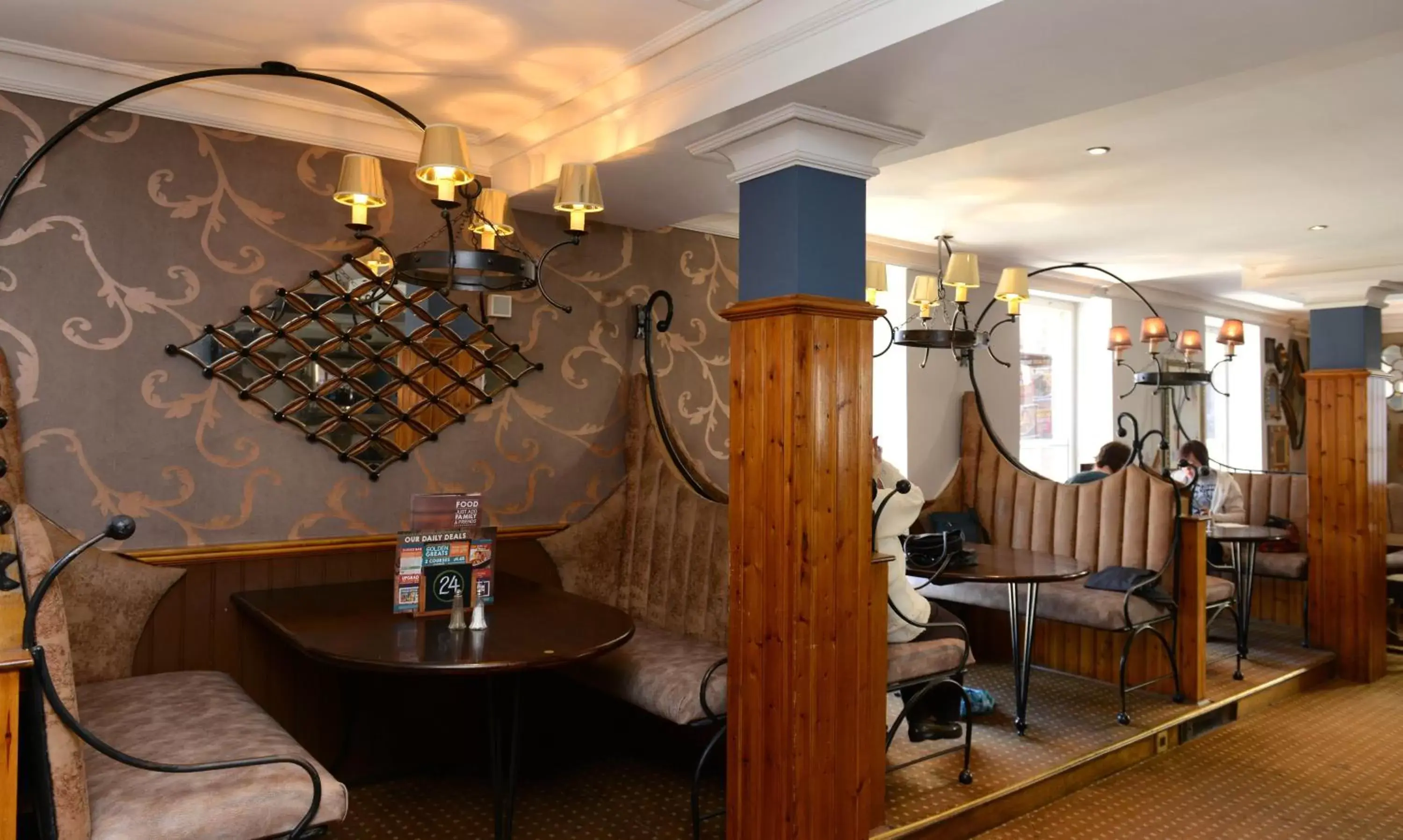 Restaurant/places to eat in Wynnstay Arms, Wrexham by Marston's Inns