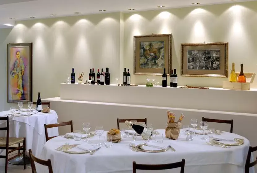 Restaurant/Places to Eat in Rizzi Aquacharme Hotel & Spa