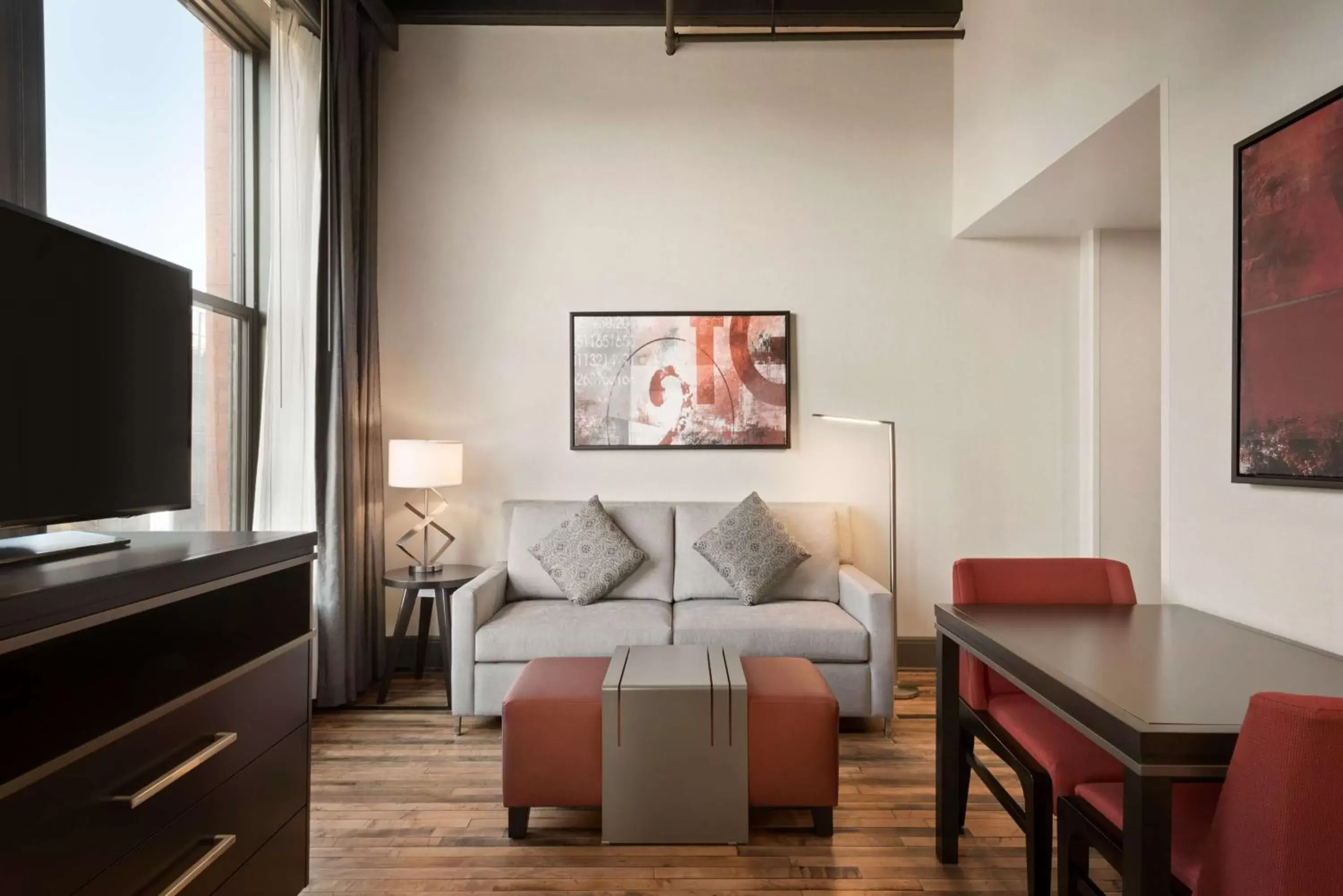 Bedroom, Seating Area in Homewood Suites By Hilton Milwaukee Downtown