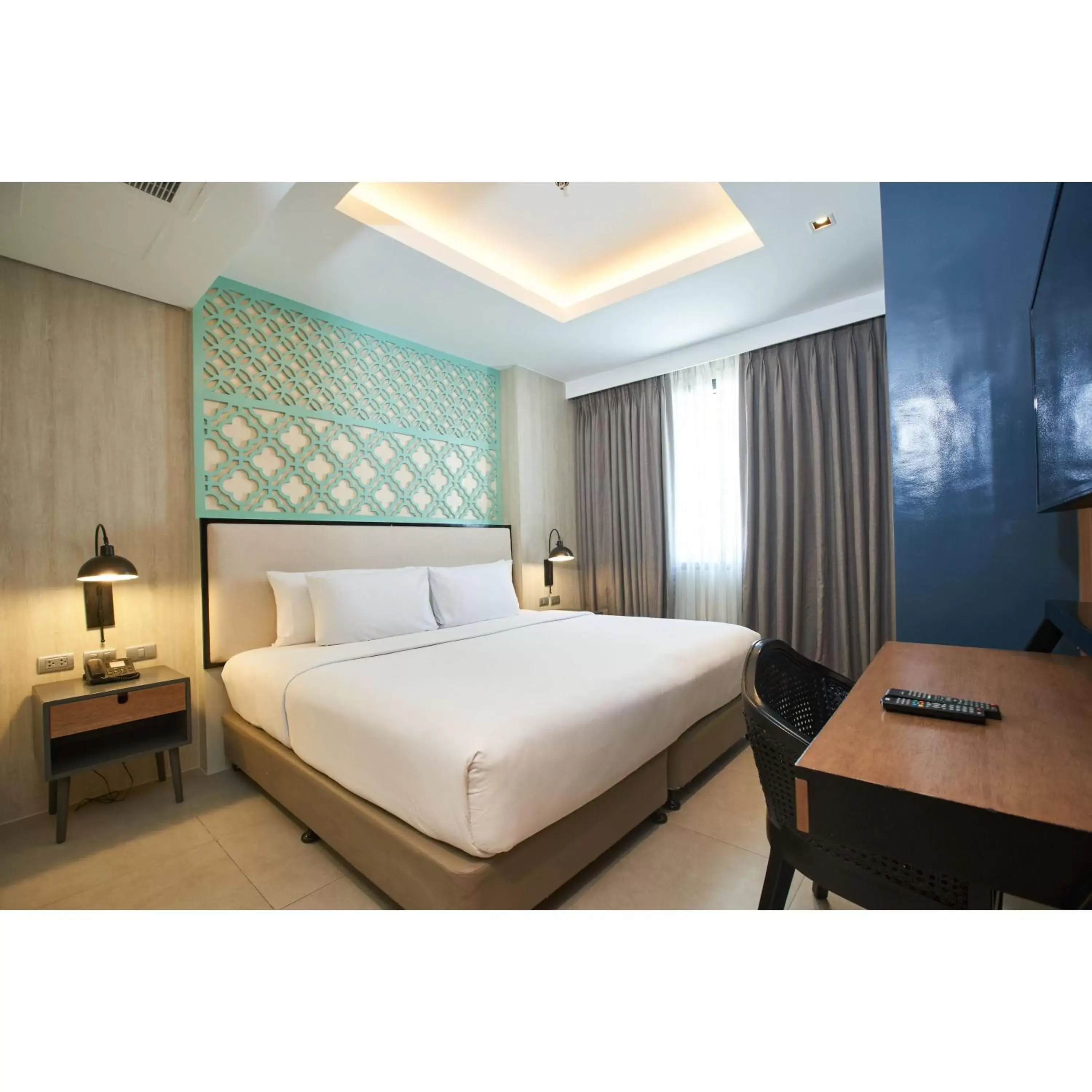 Bed in Summit Galleria Cebu - Multiple Use Hotel