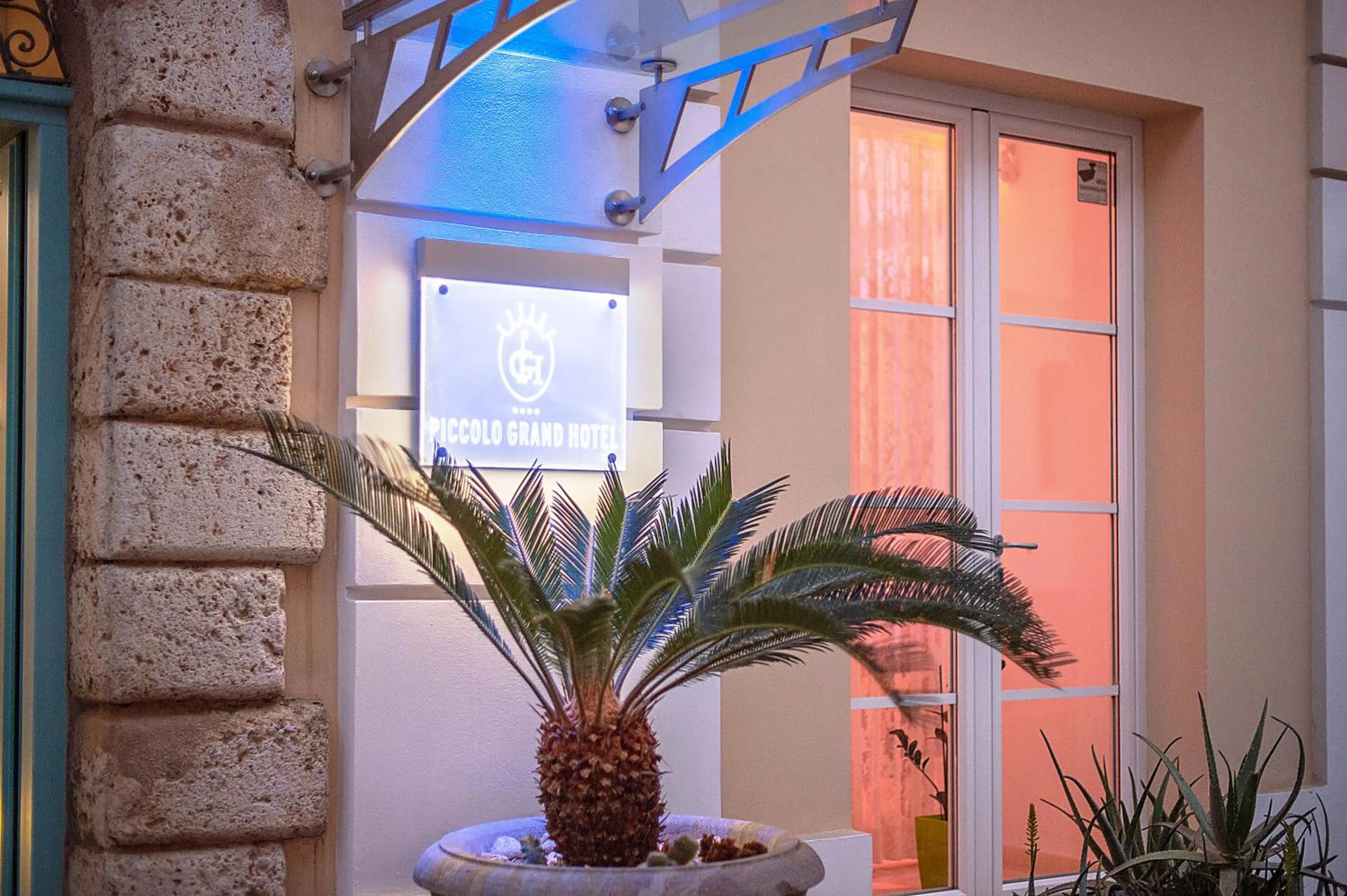 Facade/entrance in Piccolo Grand Hotel