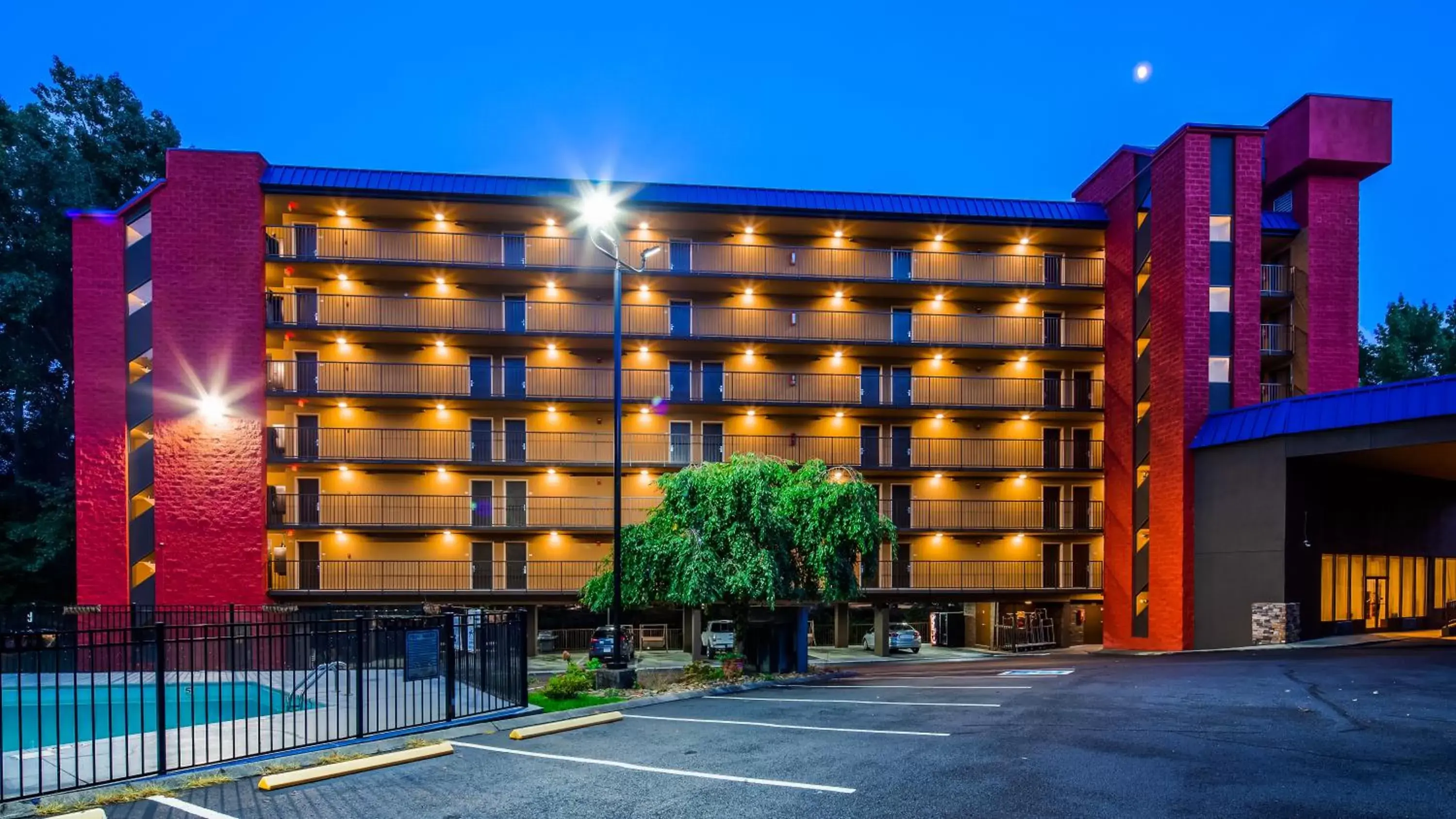 Facade/entrance, Property Building in SureStay Plus Hotel by Best Western Gatlinburg