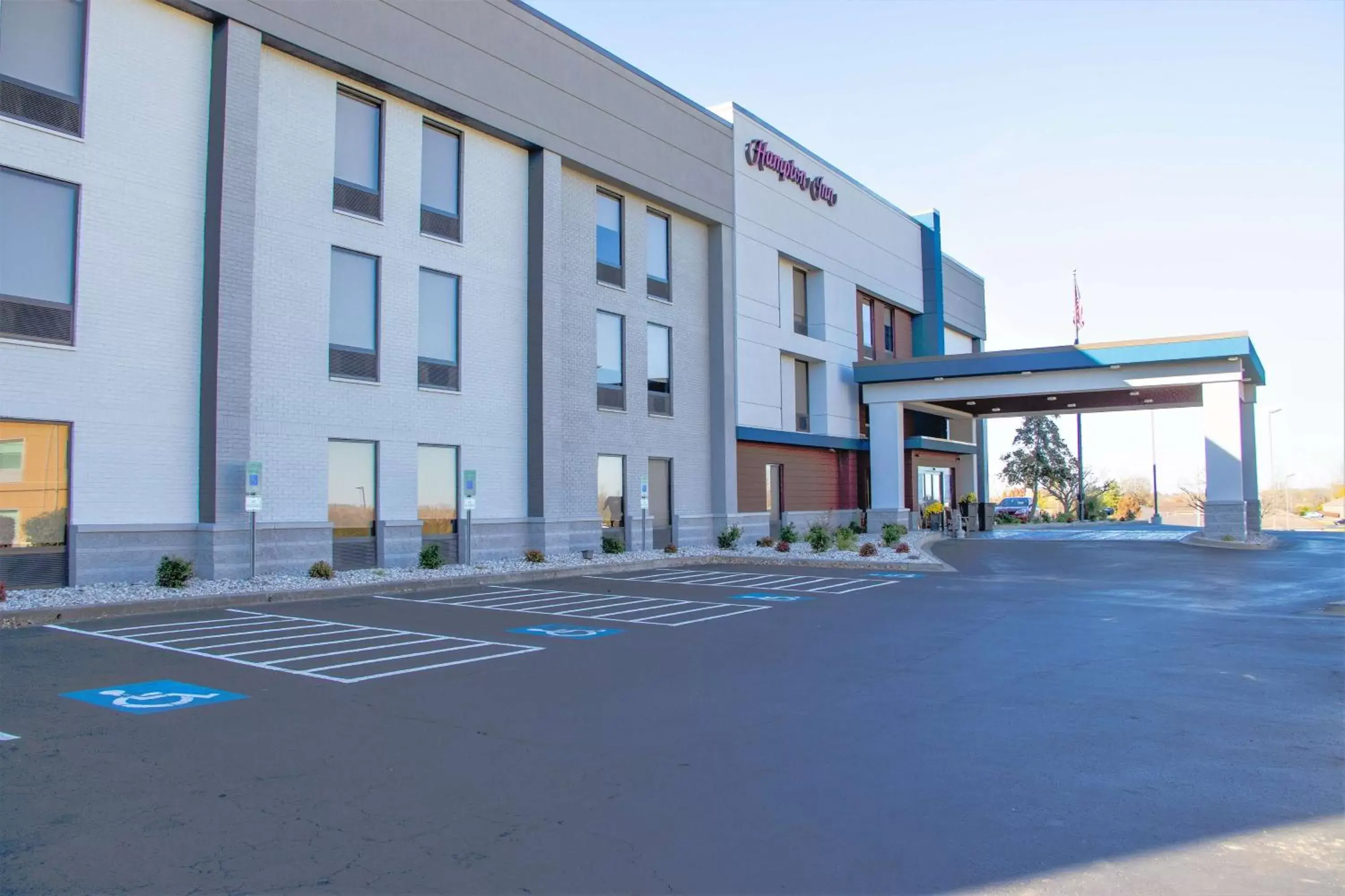 Property Building in Hampton Inn Danville