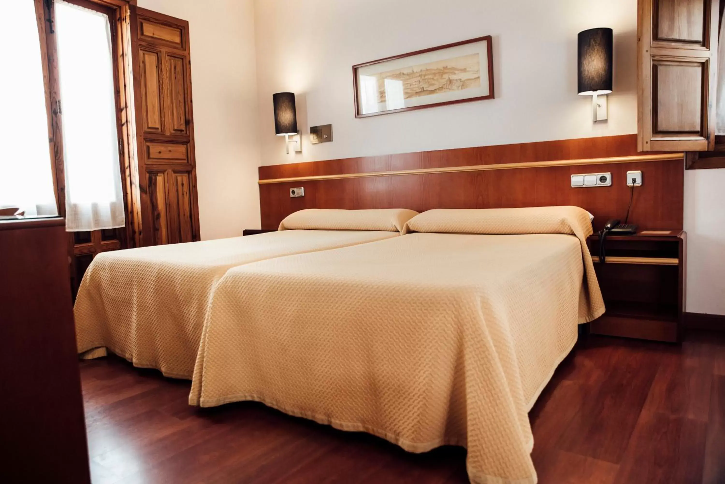 Bedroom, Bed in Hotel Santa Isabel