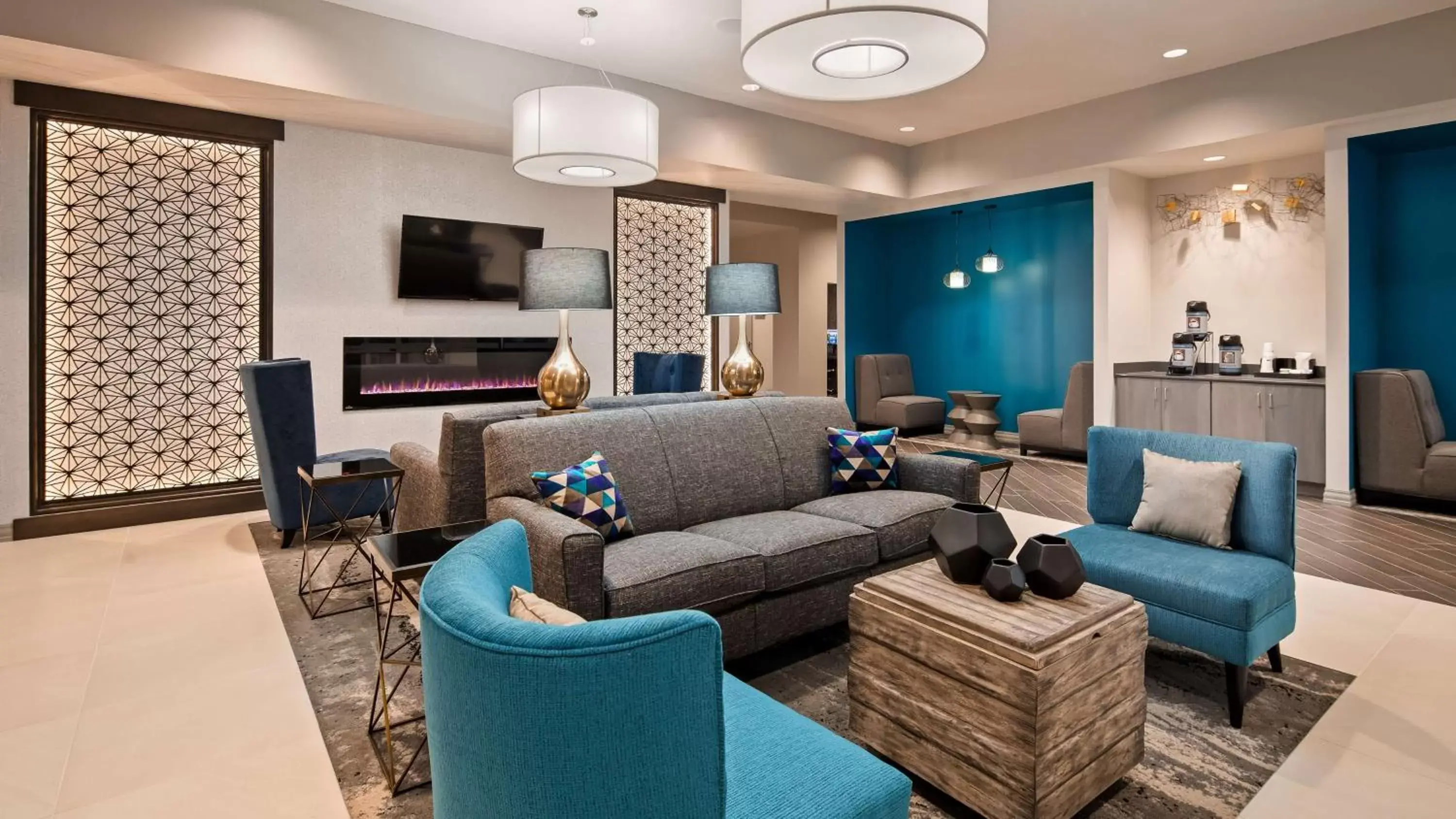 Lobby or reception, Seating Area in Best Western Plus Parkside Inn & Suites