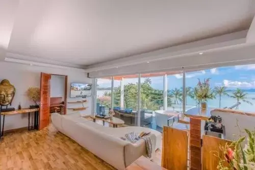 Living room, Seating Area in The Privilege Hotel Ezra Beach Club