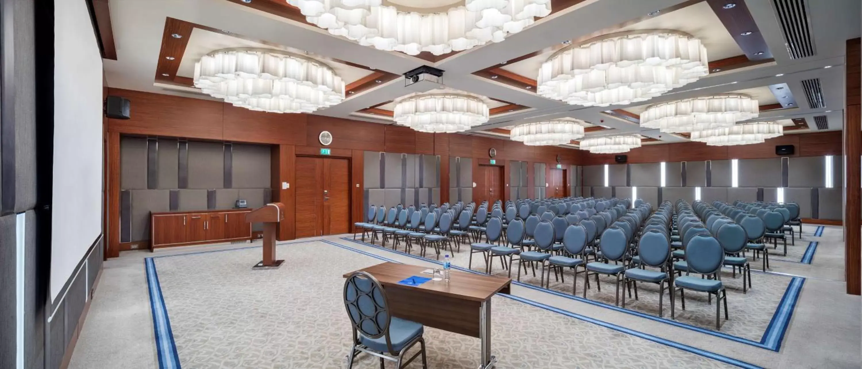 Meeting/conference room in Hilton Bursa Convention Center & Spa