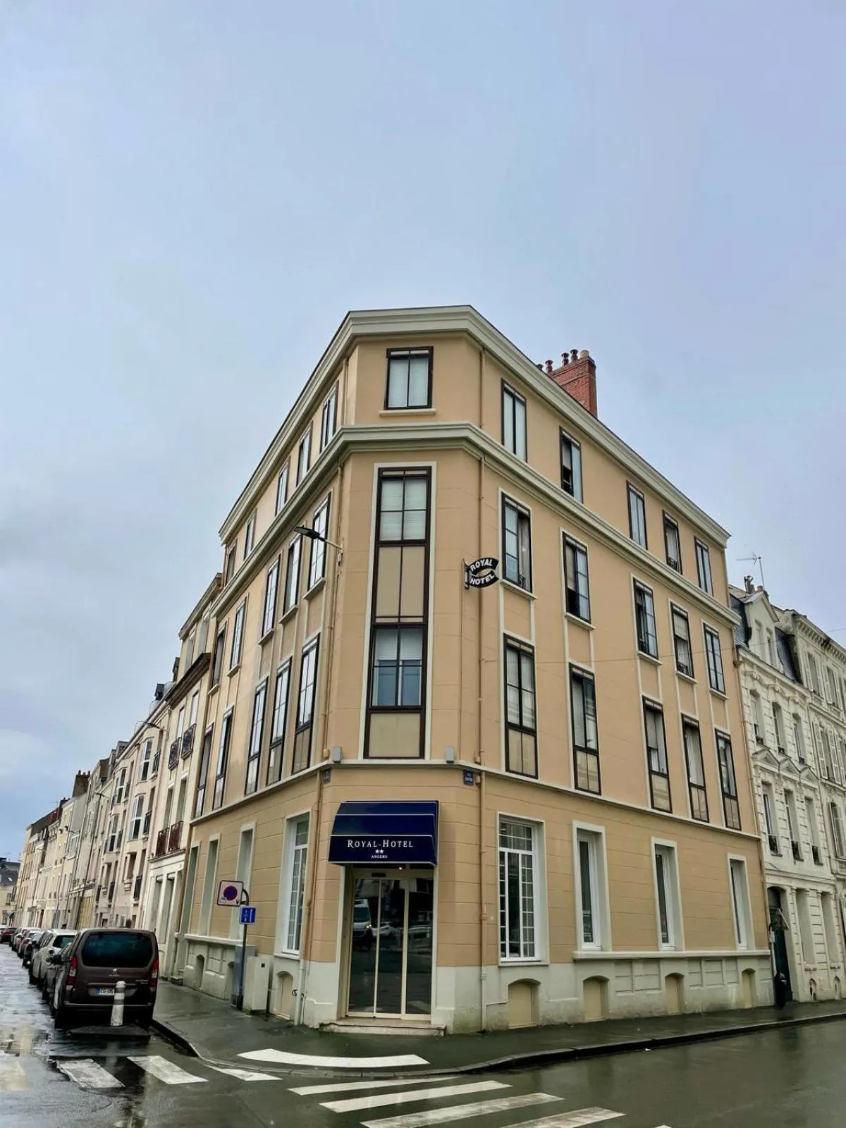 Property building in Royal Hôtel Angers