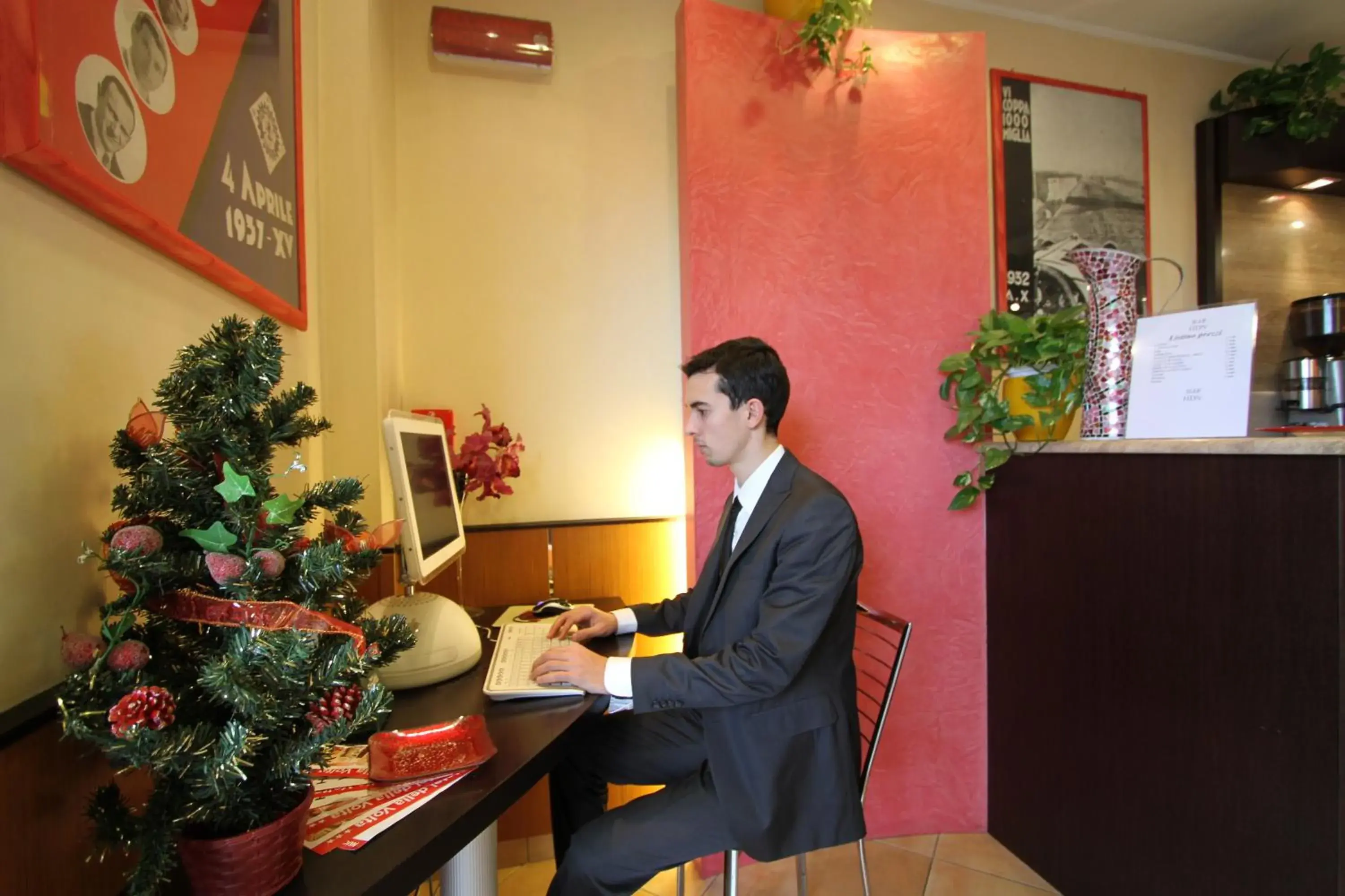 Staff, Lobby/Reception in Hotel Della Volta