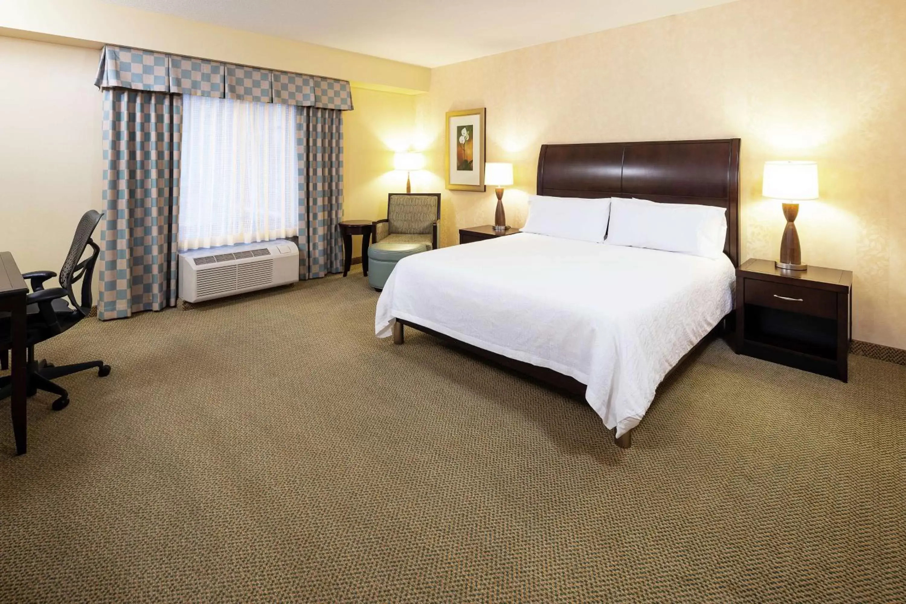 Bedroom, Bed in Hilton Garden Inn Sioux Falls South