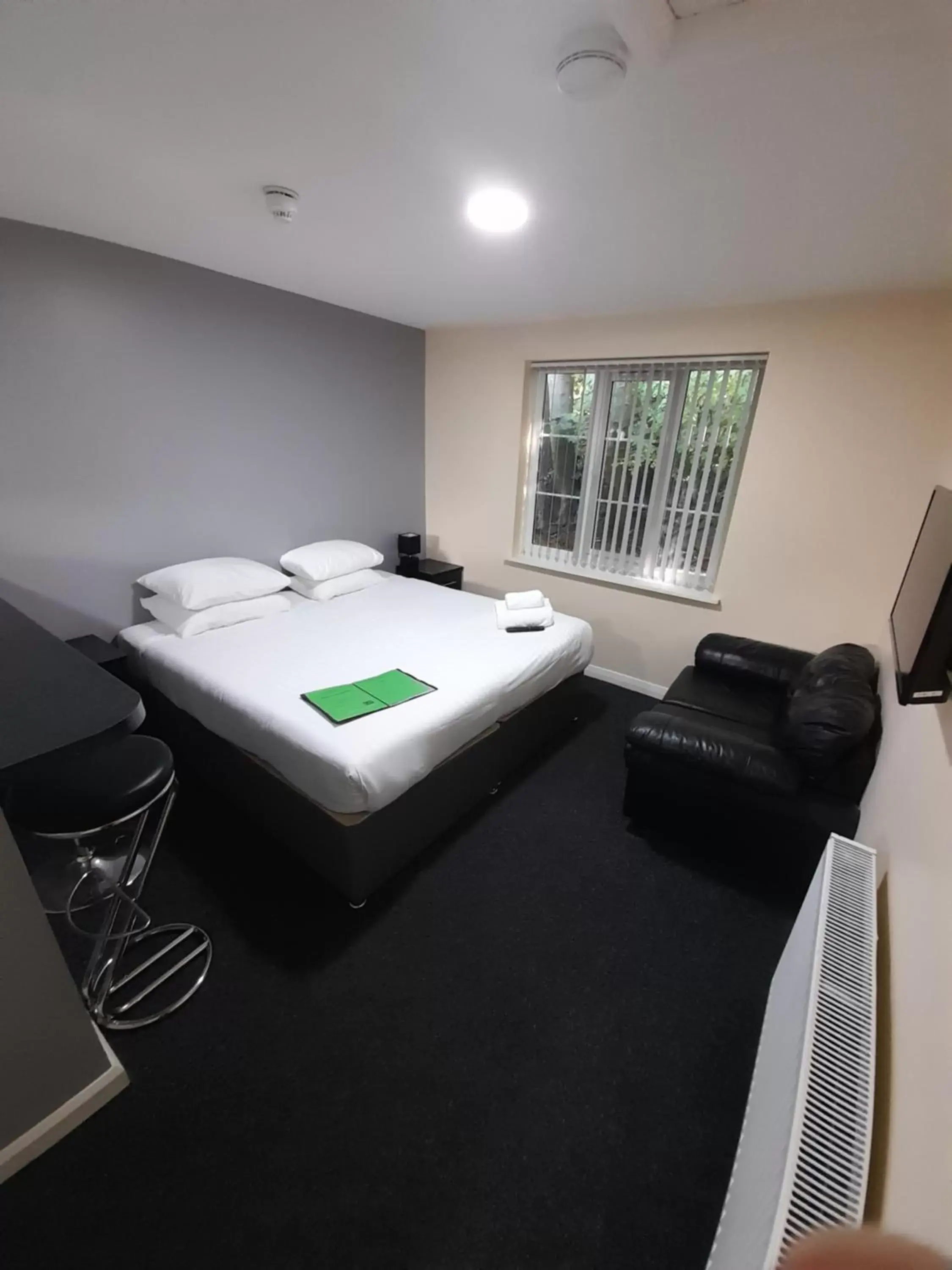 Bedroom in Lymedale Suites Studios & Aparthotel in NEWCASTLE UNDER LYME & STOKE