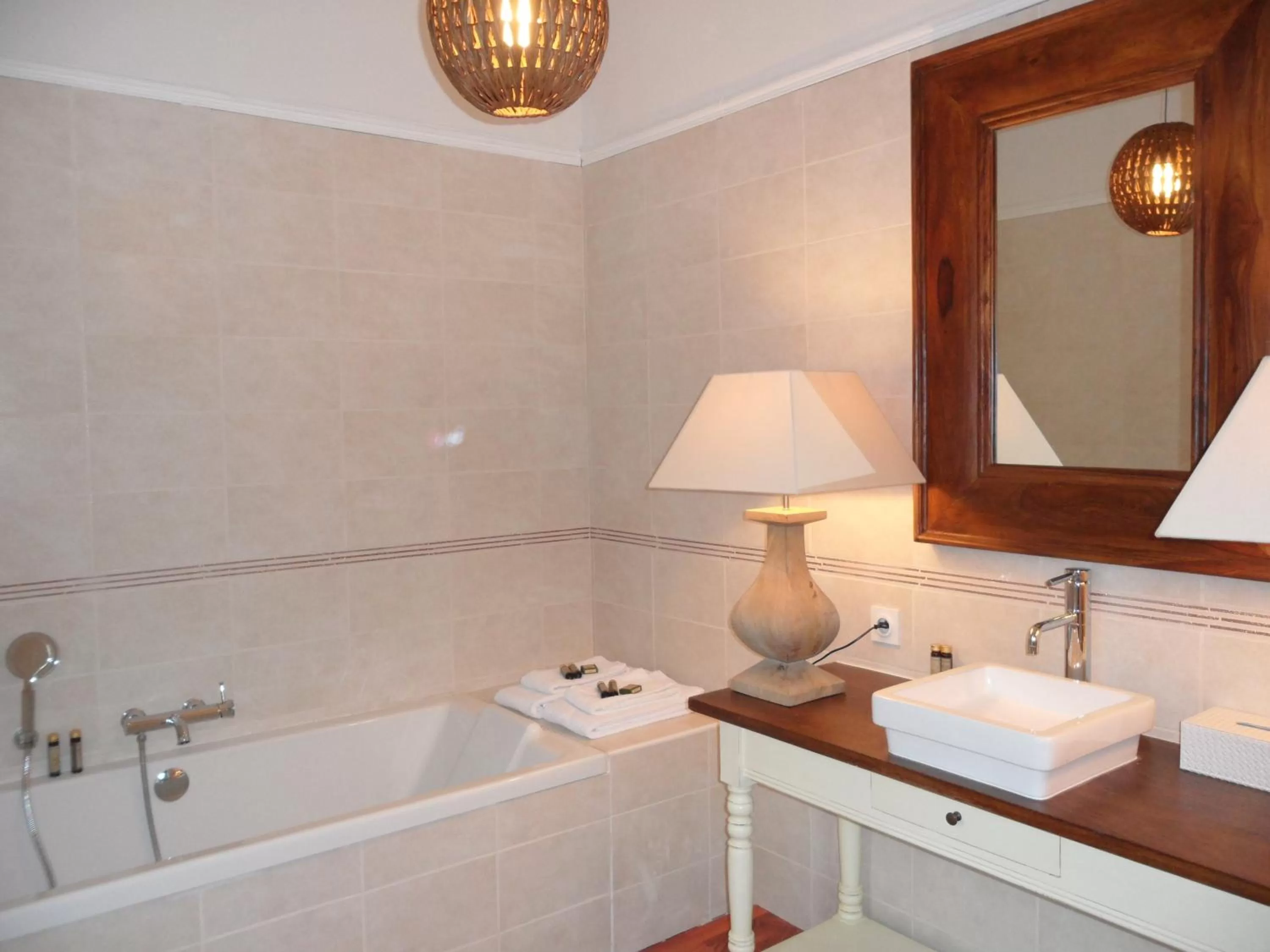 Bathroom in Château Les 4 Saisons