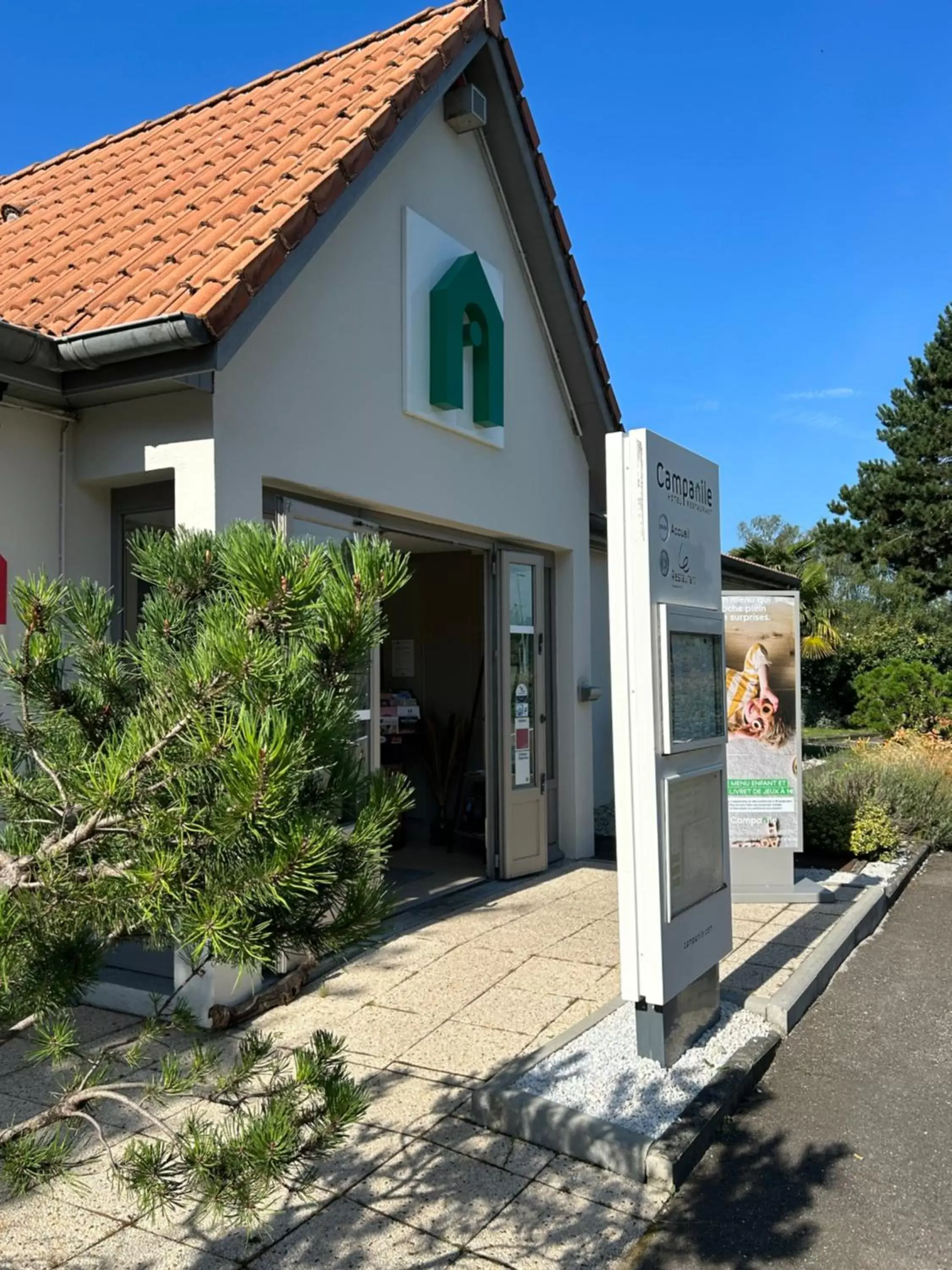 Property Building in Hôtel Campanile Cahors