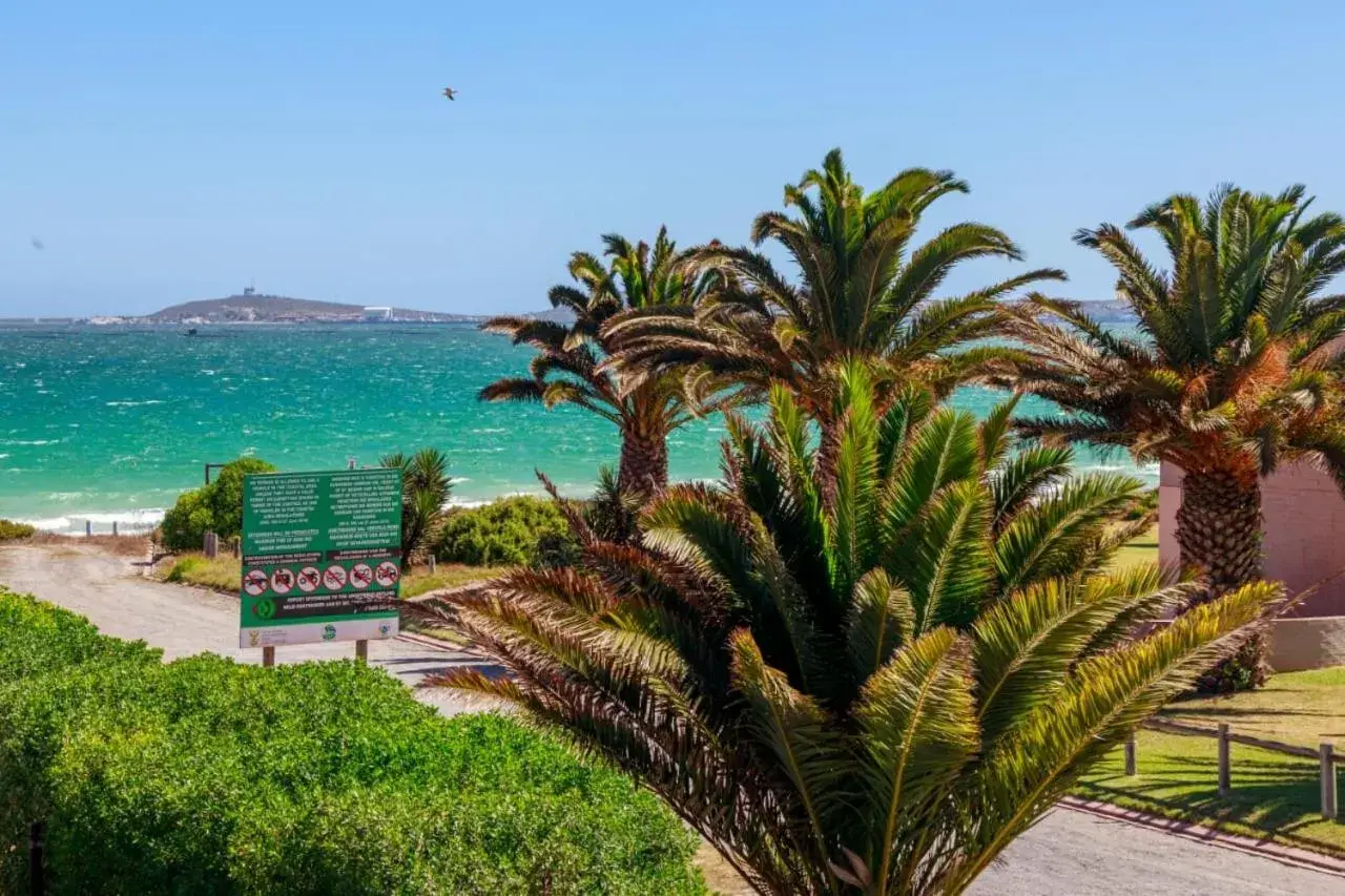 Sea view in Blue Bay Lodge Sea view in Blue Bay Lodge