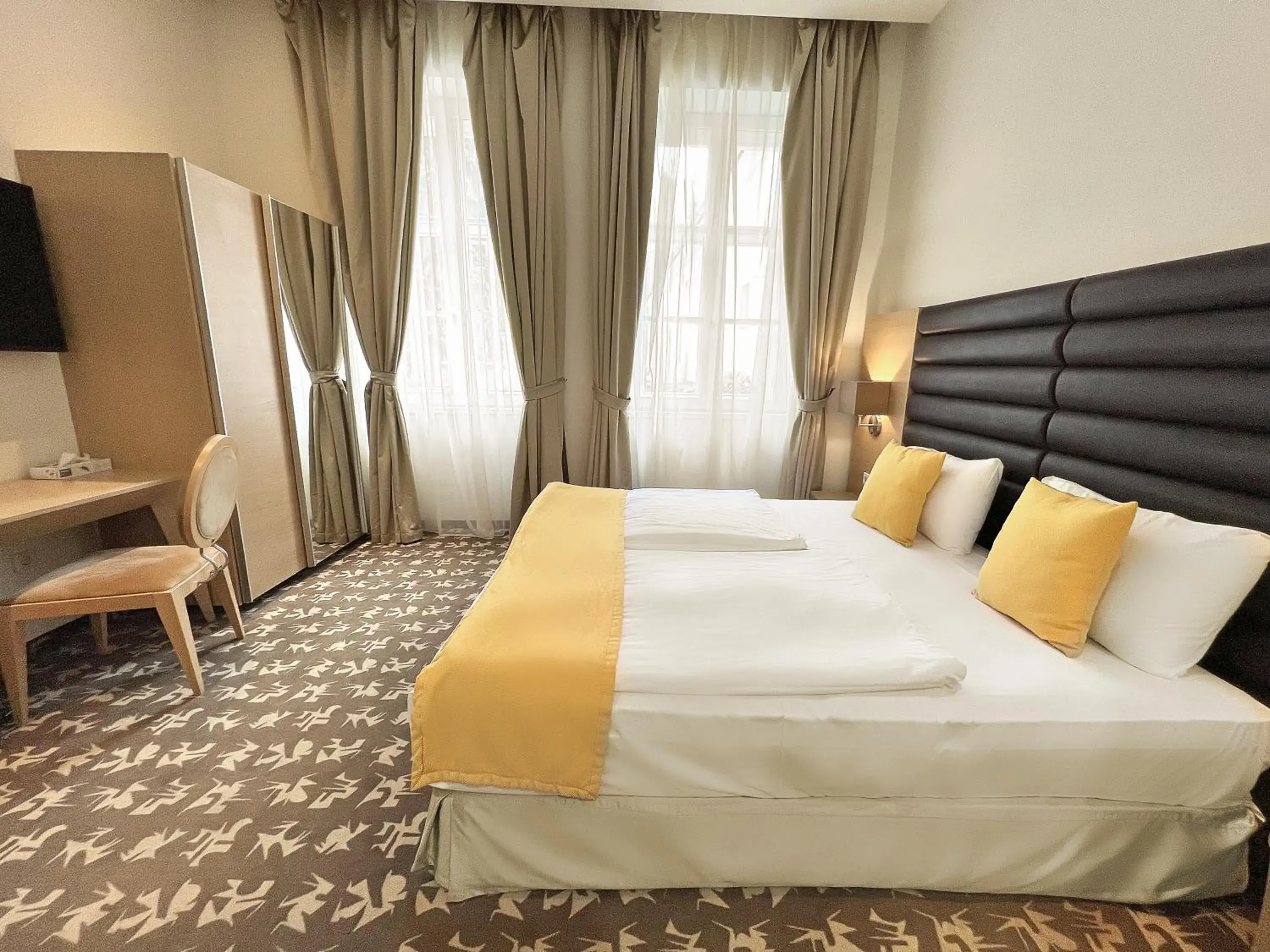 Bed in Buda Castle Hotel Budapest