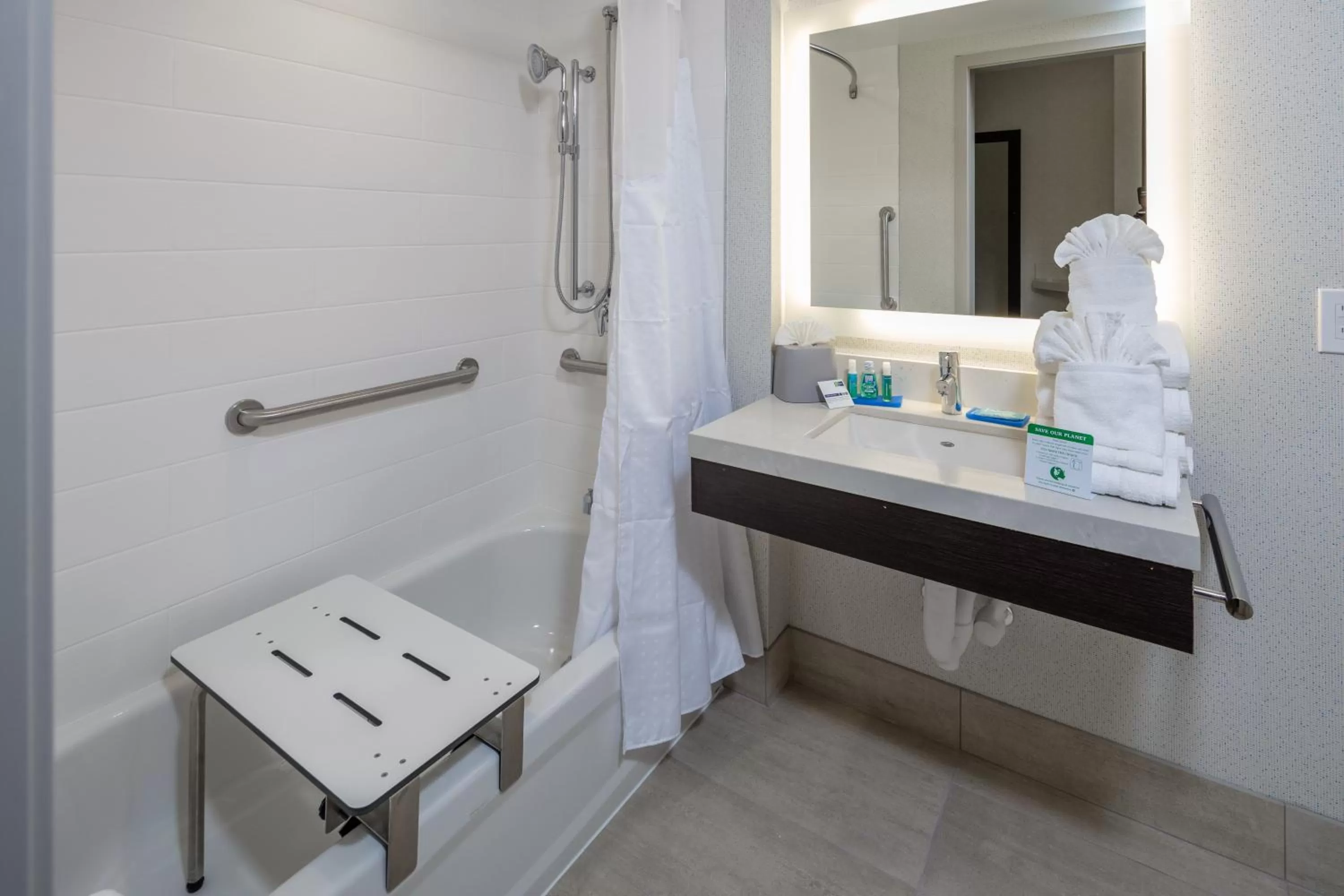 Bathroom in Holiday Inn Express - Sunnyvale - Silicon Valley by IHG