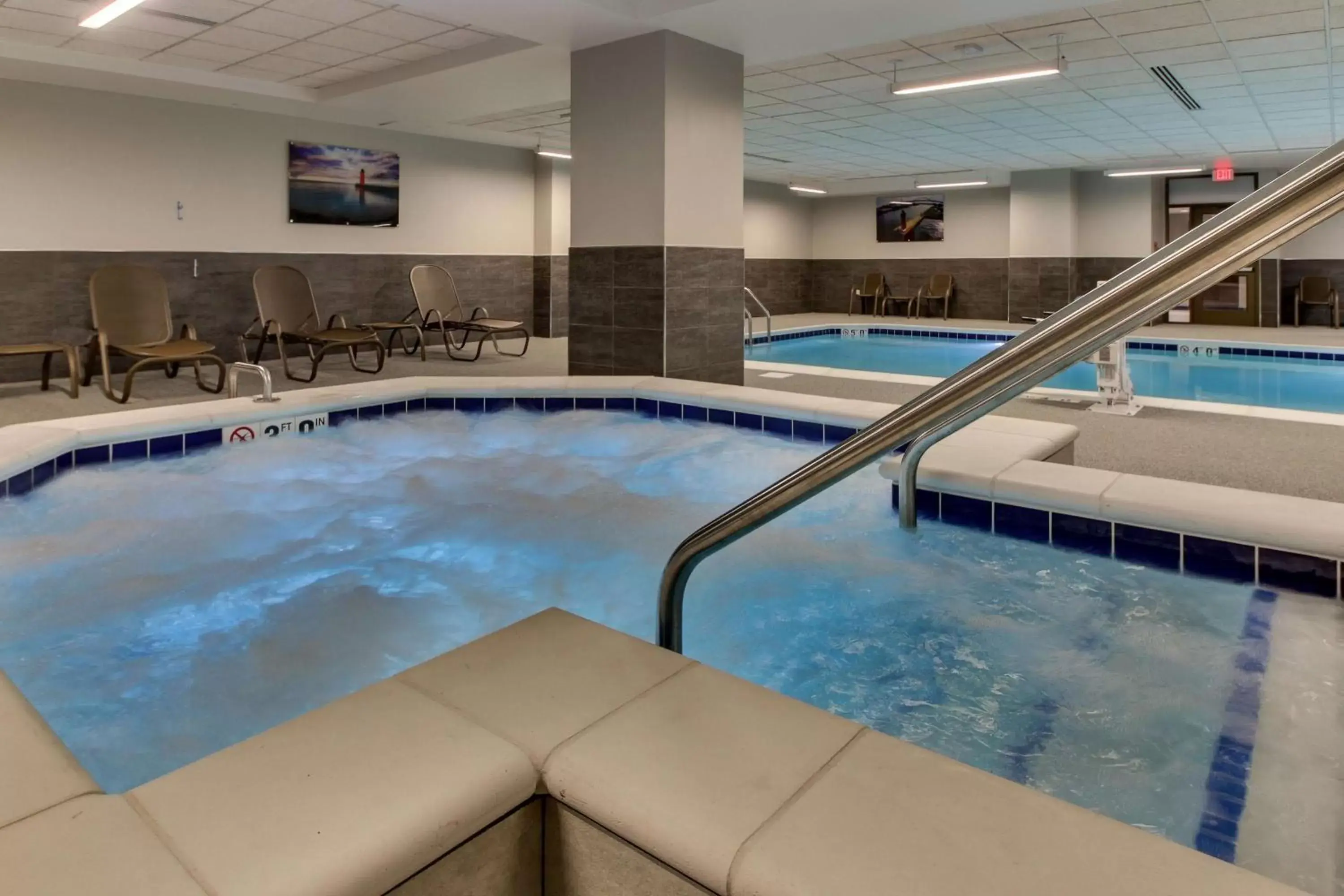 Activities, Swimming Pool in Drury Plaza Hotel Milwaukee Downtown