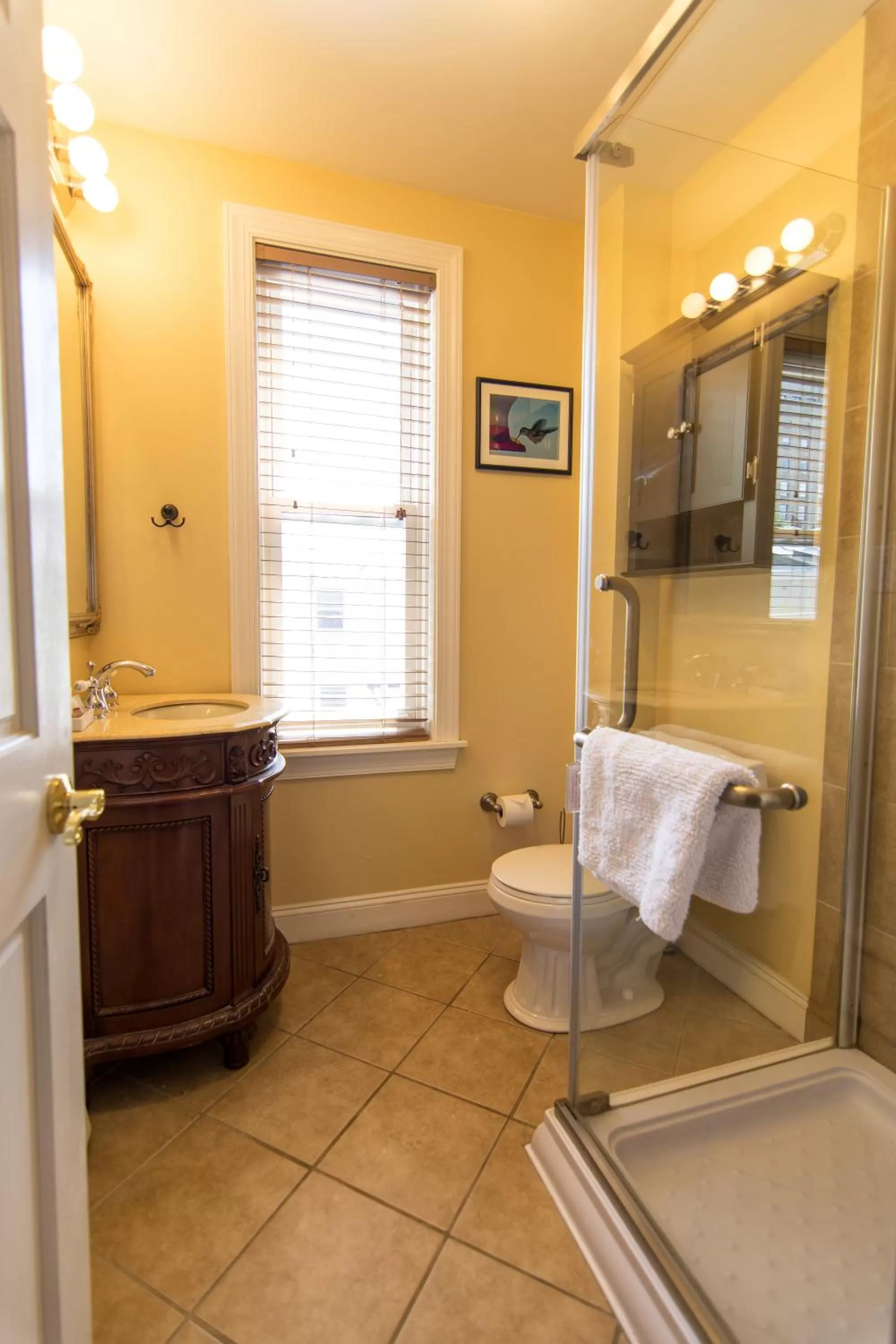 Bathroom in La Reserve Bed and Breakfast