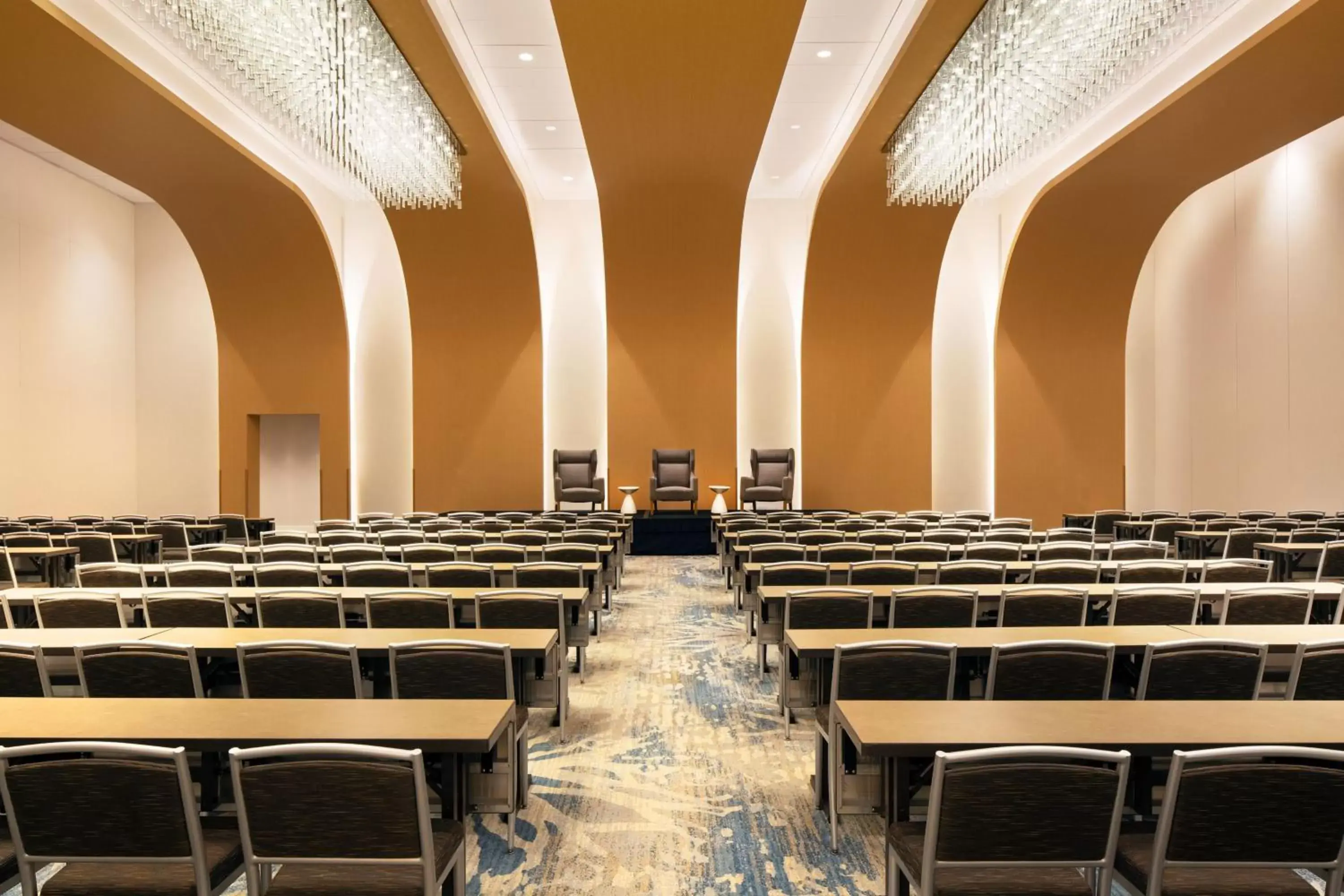 Meeting/conference room in The Westin Denver International Airport