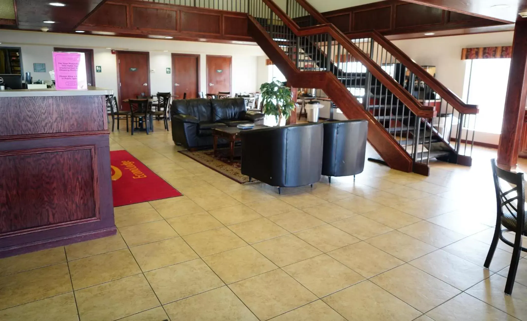 Lobby or reception, Lobby/Reception in Econo Lodge Inn & Suites Kearney