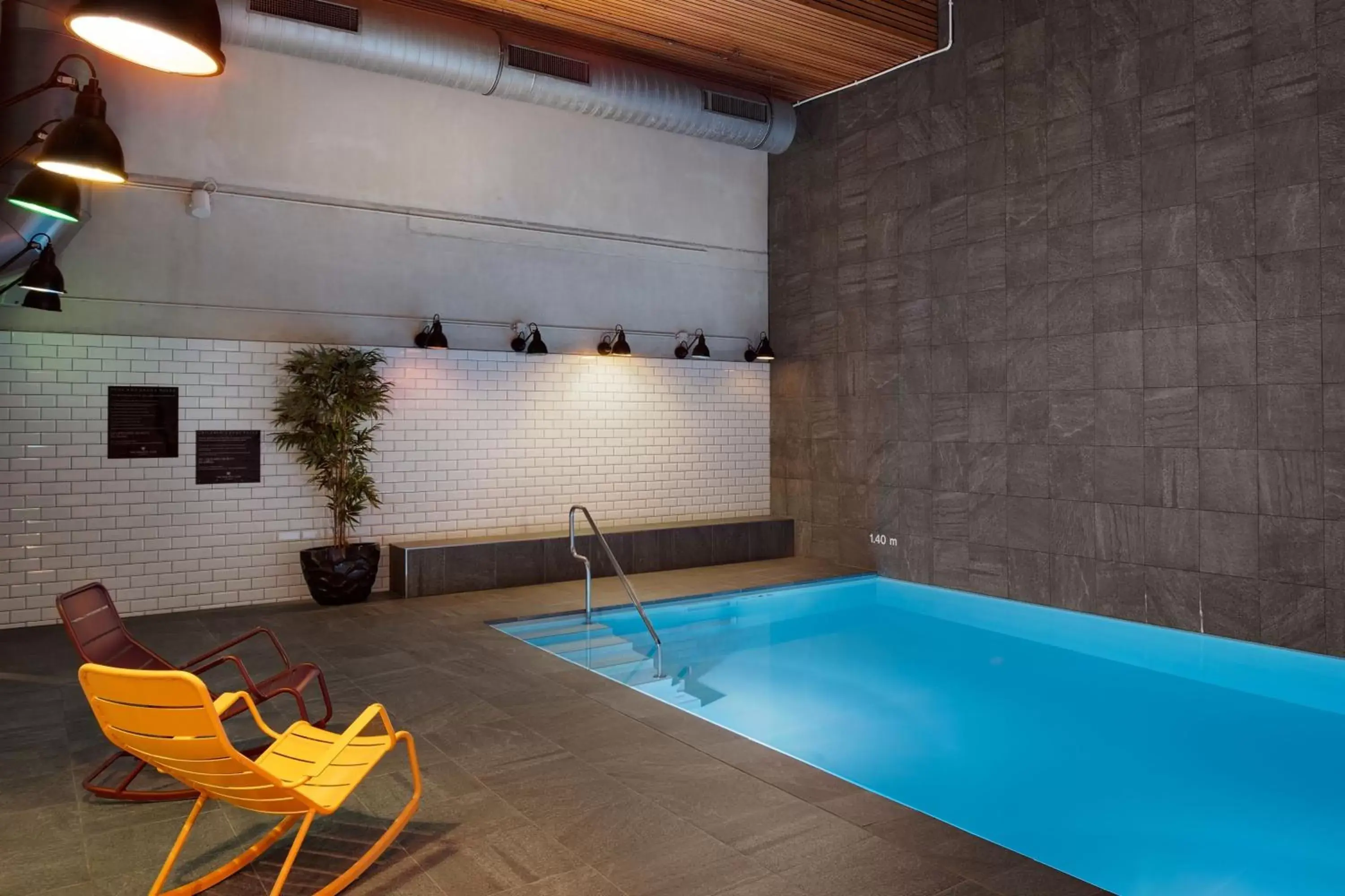 Swimming Pool in Residence Inn by Marriott Amsterdam Houthavens