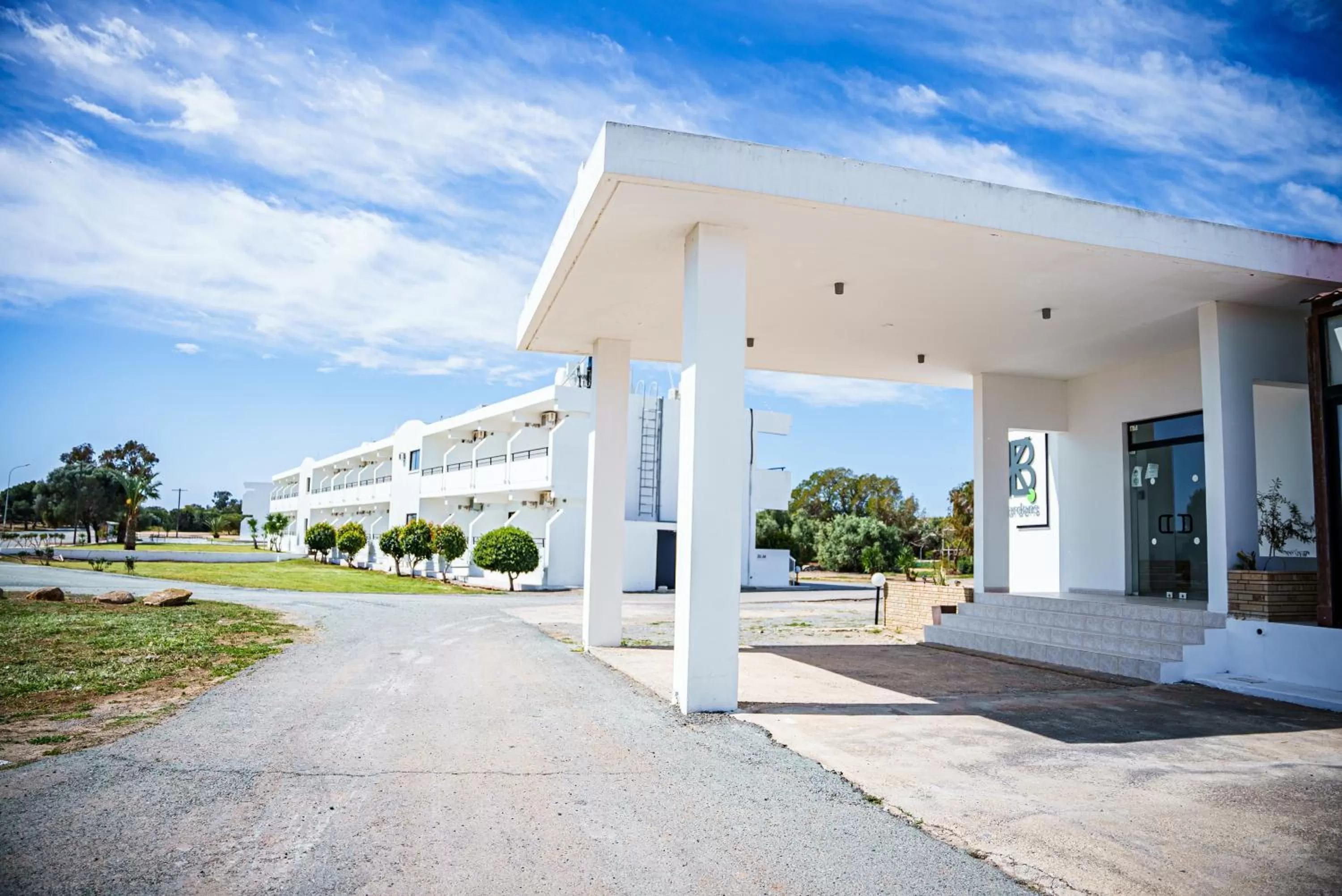 Property Building in Konnos Bay Gardens