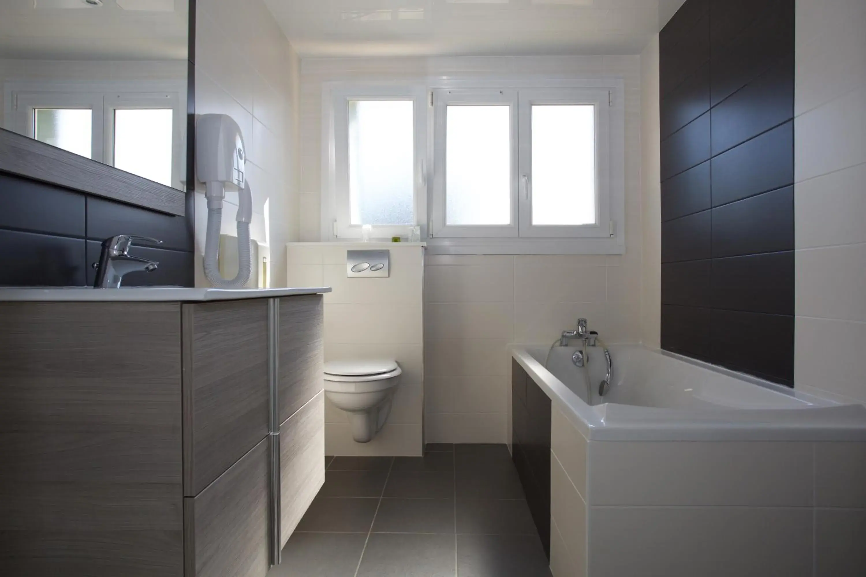 Logis Hotel Restaurant Spa Beau Site Logis Hotel Restaurant Spa Beau Site