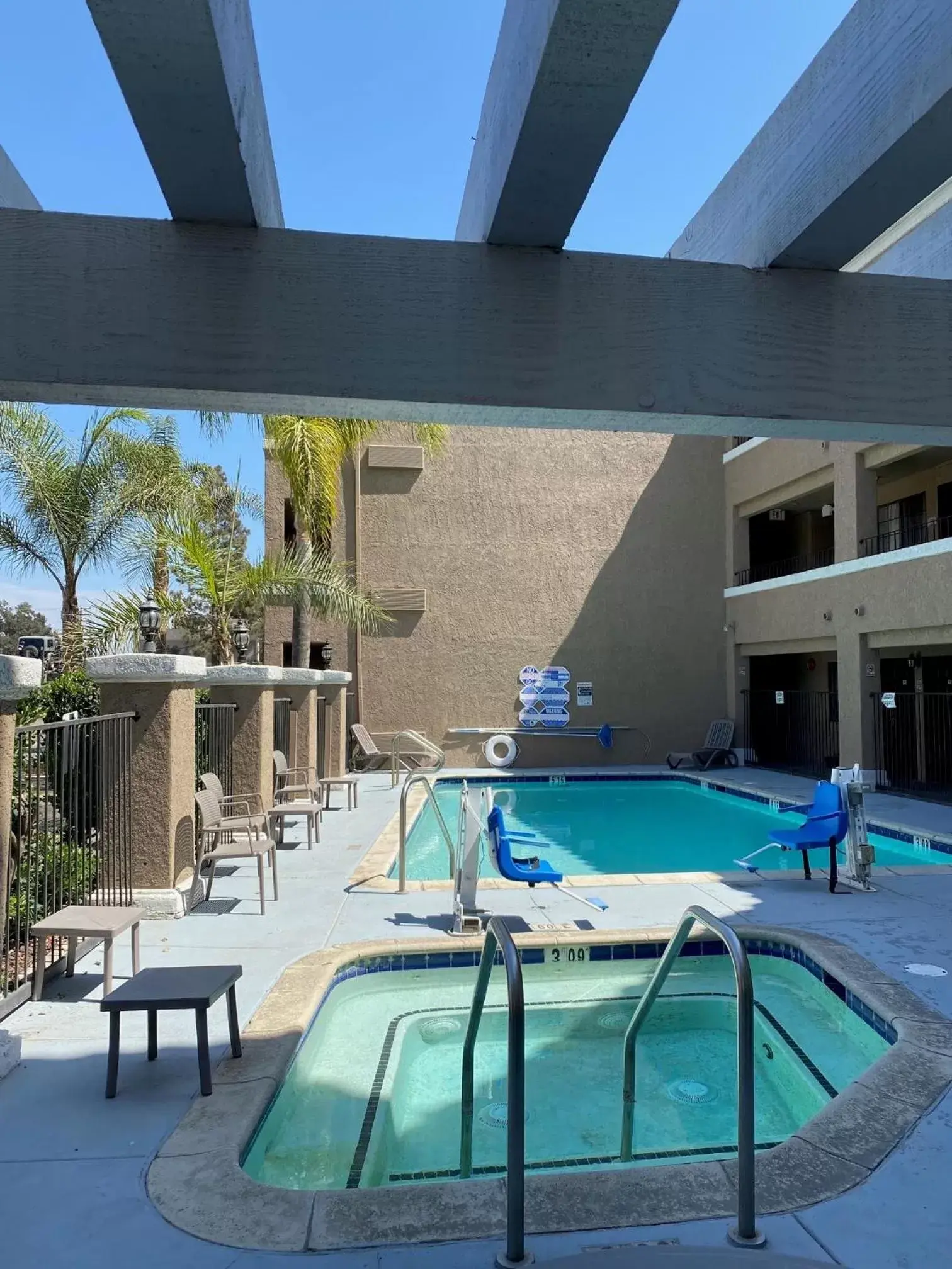 Swimming Pool in Quality Inn & Suites Camarillo-Oxnard