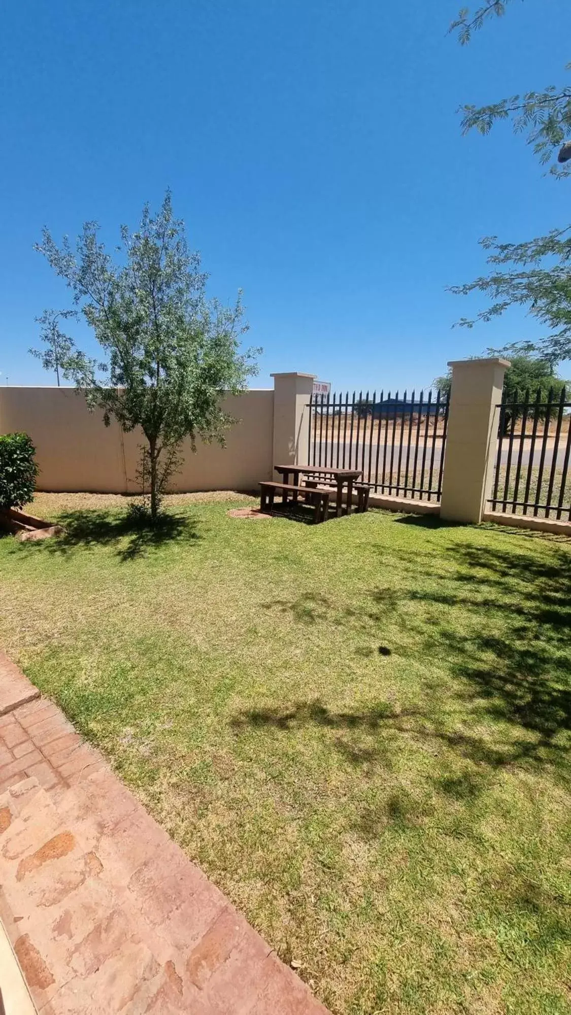 View (from property/room), Garden in Kathu Inn