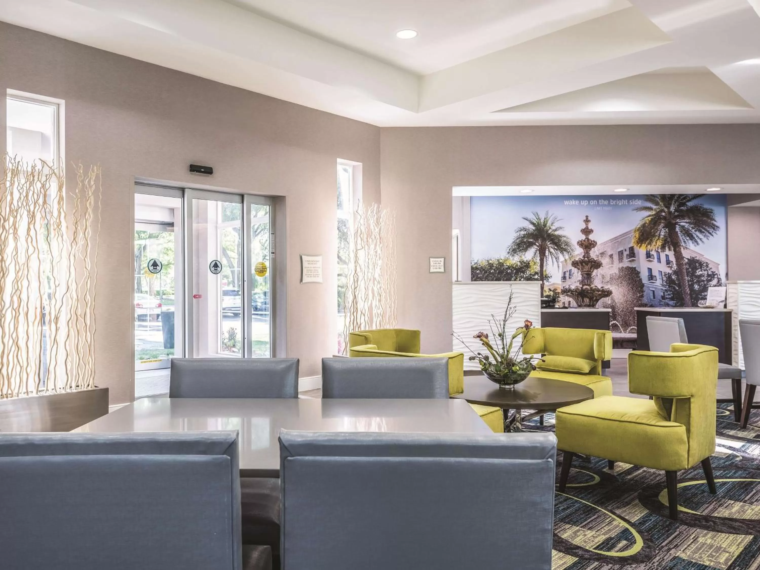 Restaurant/places to eat in La Quinta by Wyndham Orlando Lake Mary