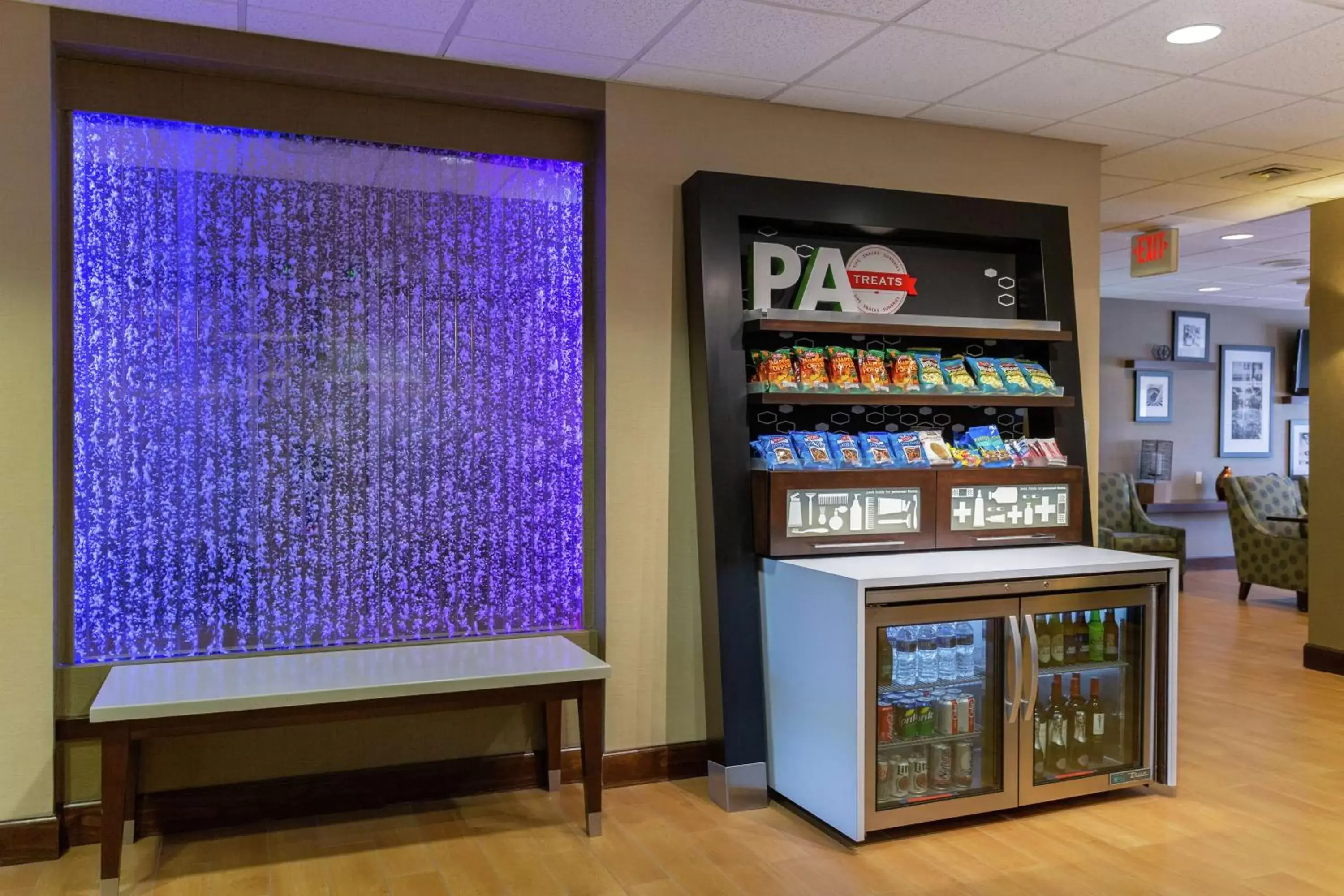 Restaurant/places to eat in Hampton Inn Bedford Restaurant/places to eat in Hampton Inn Bedford