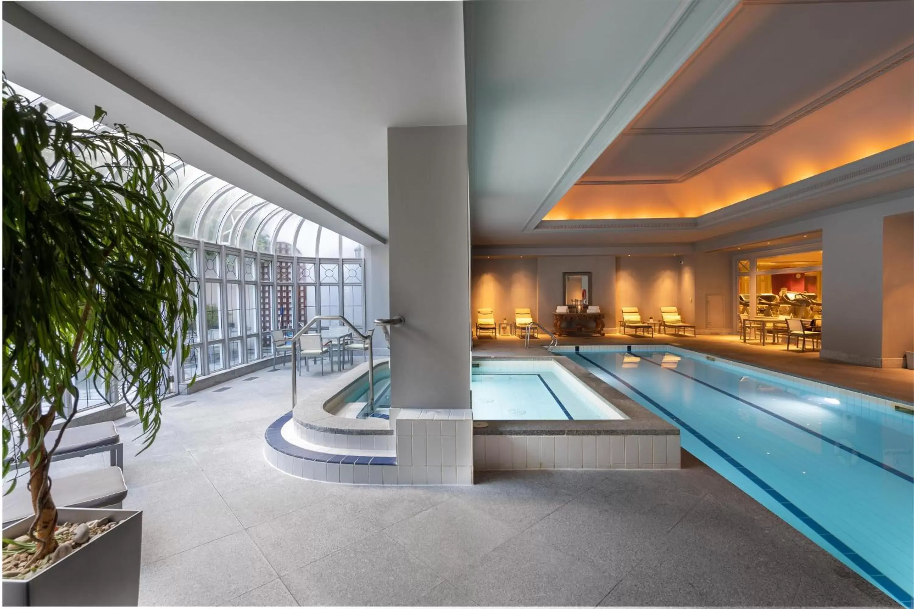 Swimming Pool in InterContinental Dublin, an IHG Hotel