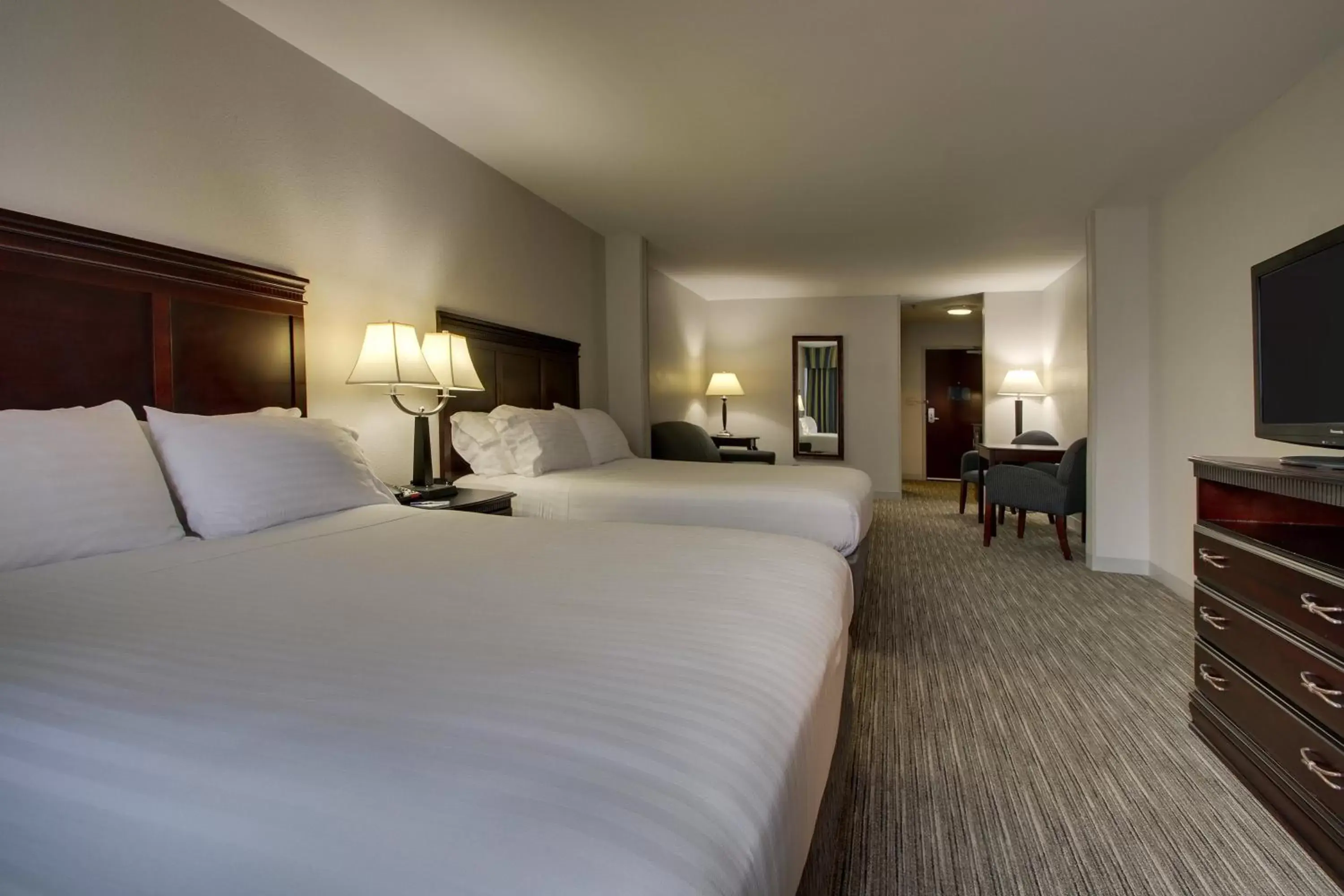 Queen Suite with Two Queen Beds and Sofa Bed in Holiday Inn Express Hotel & Suites Middleboro Raynham by IHG Queen Suite with Two Queen Beds and Sofa Bed in Holiday Inn Express Hotel & Suites Middleboro Raynham by IHG