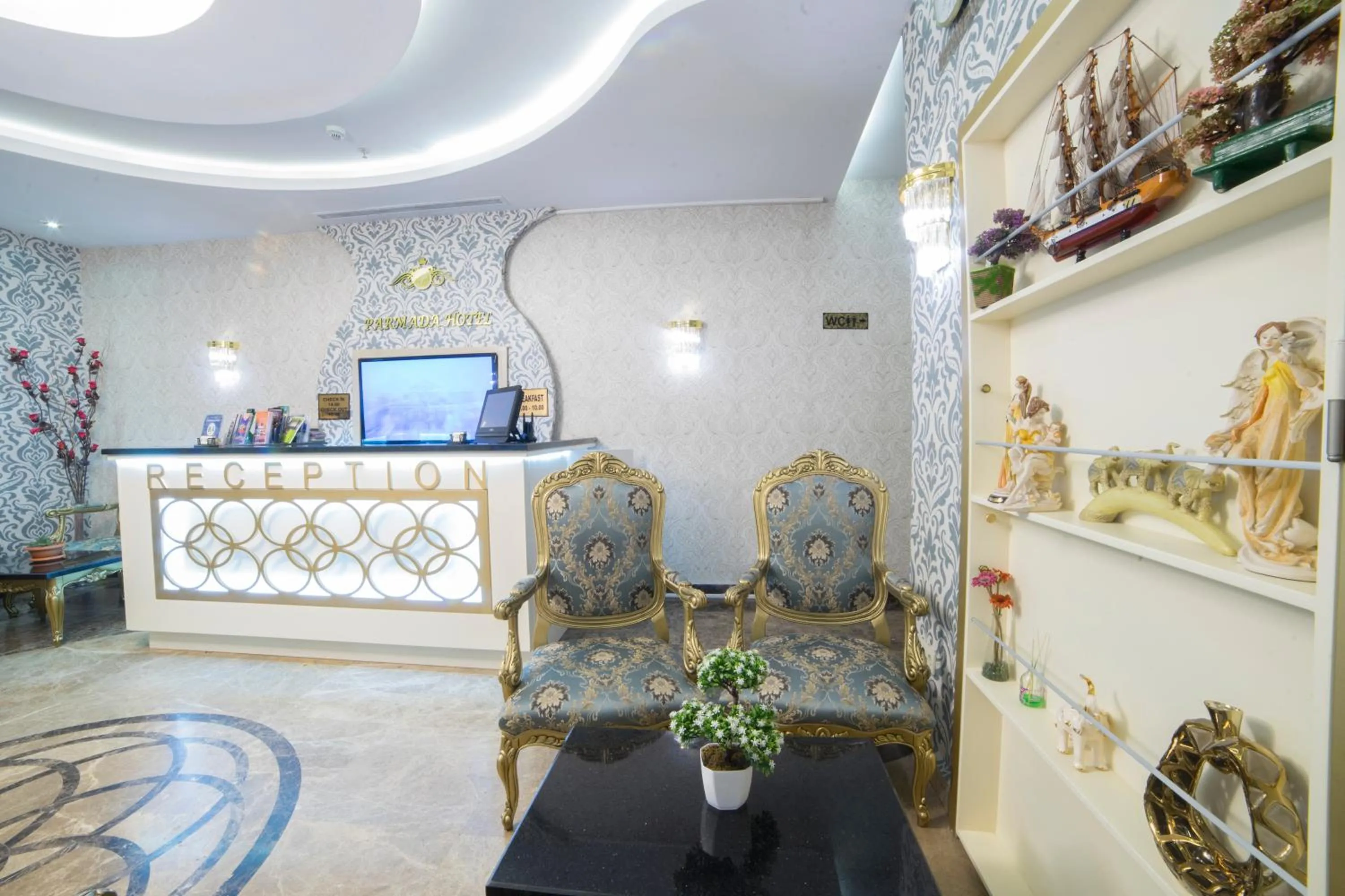 TV and multimedia, Lobby/Reception in parmadahoteloldcity