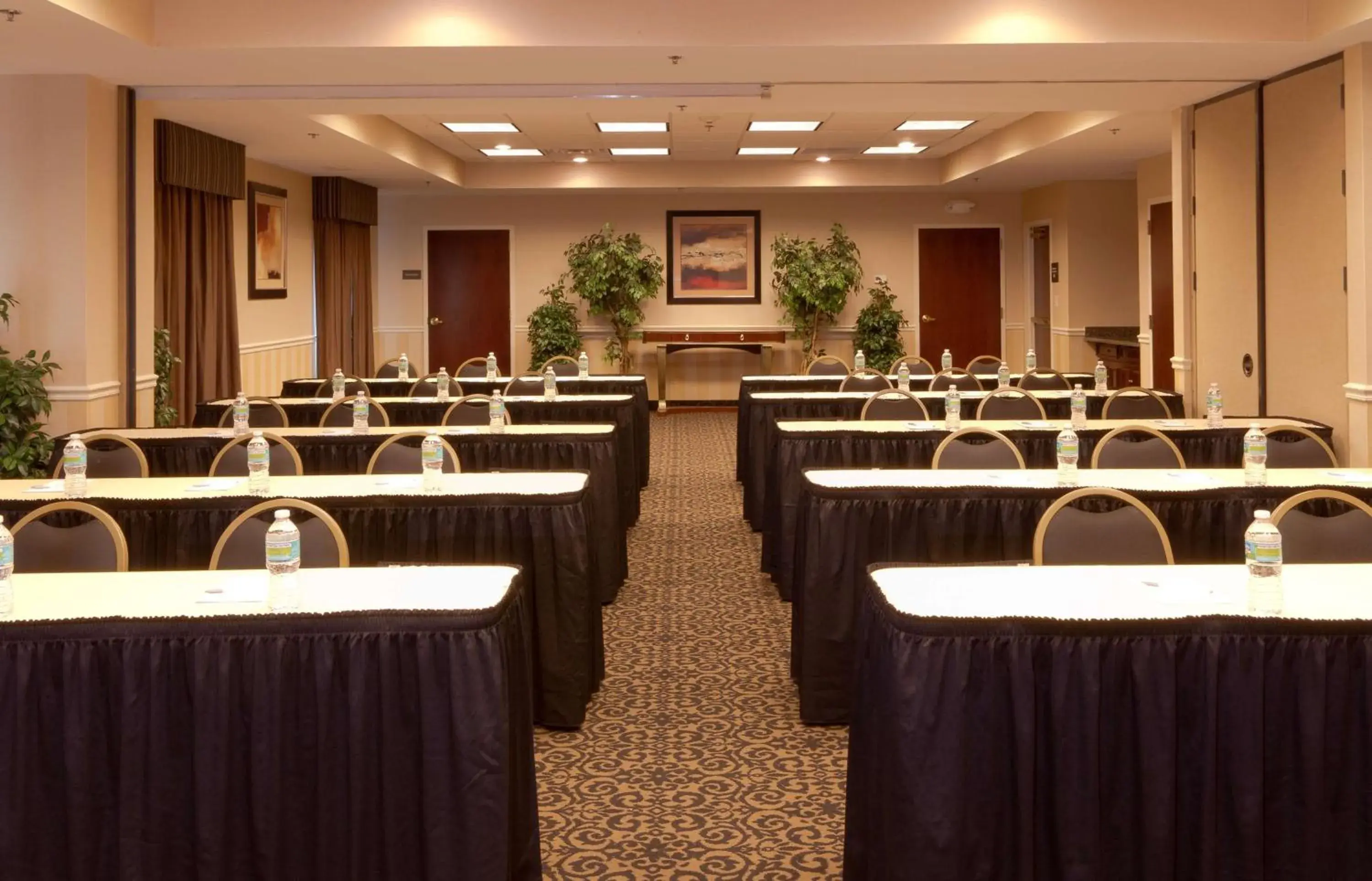 Meeting/conference room in Hampton Inn & Suites Jacksonville-Airport
