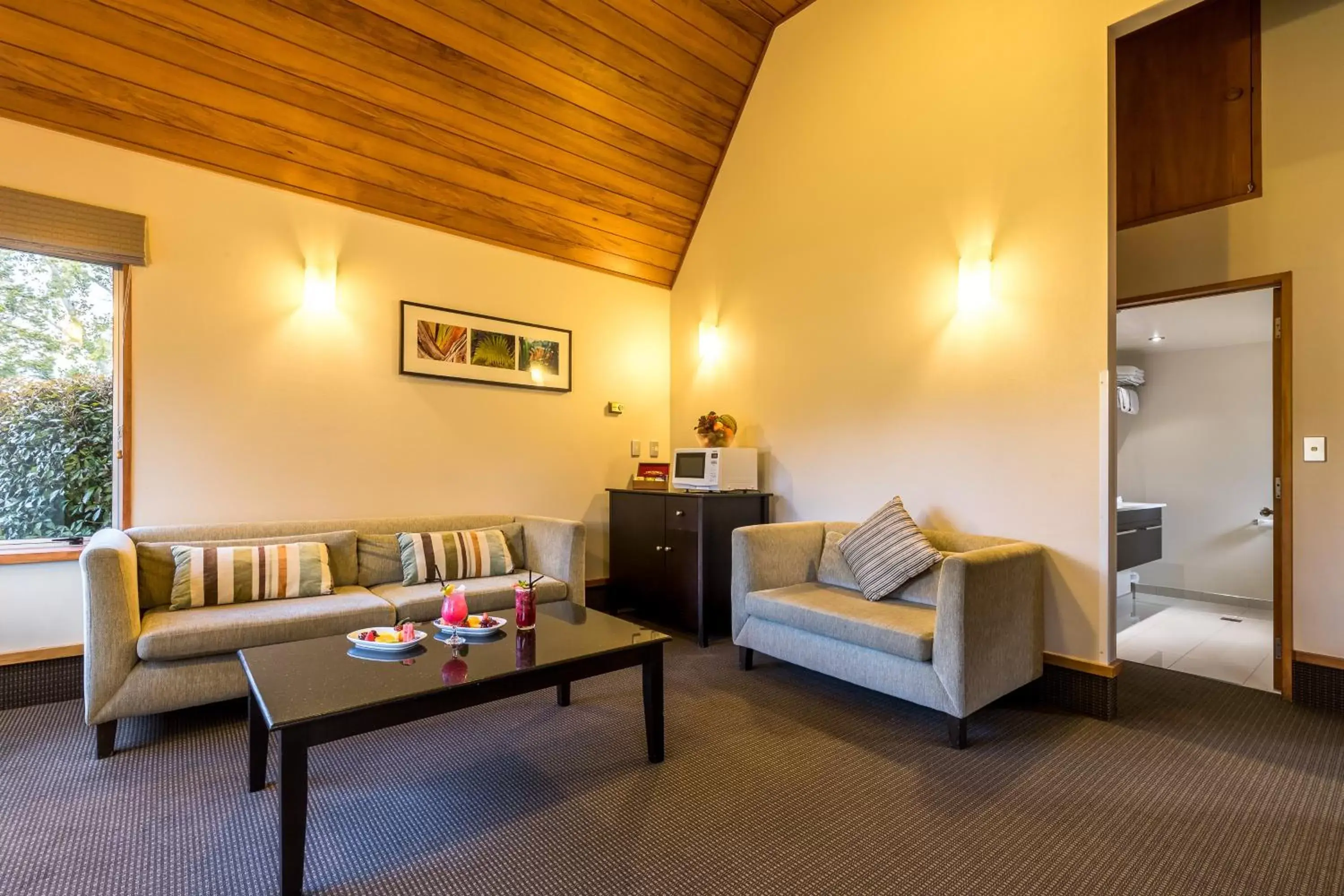 Living room, Seating Area in Distinction Te Anau Hotel & Villas