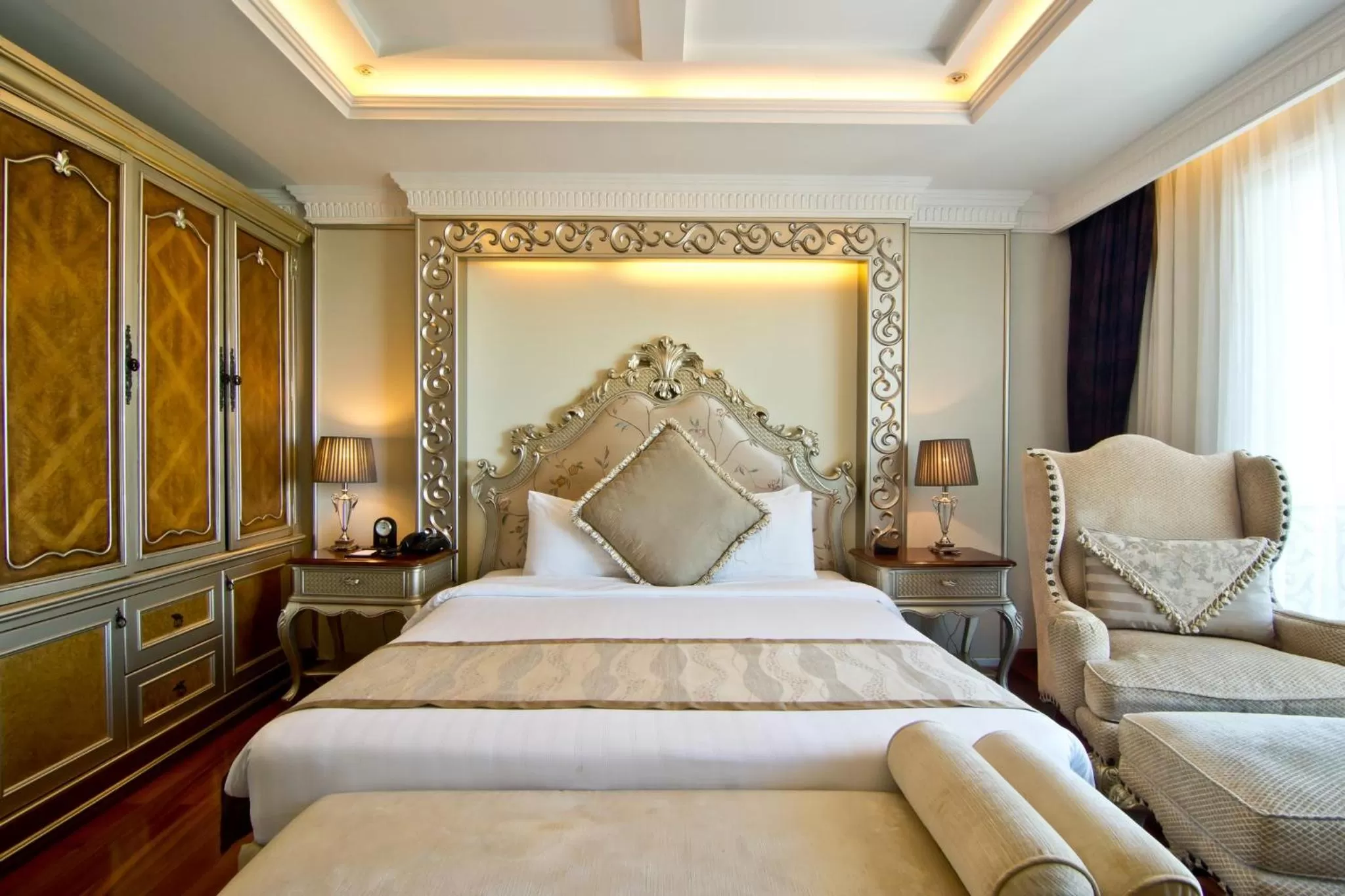 Bed in LK The Empress