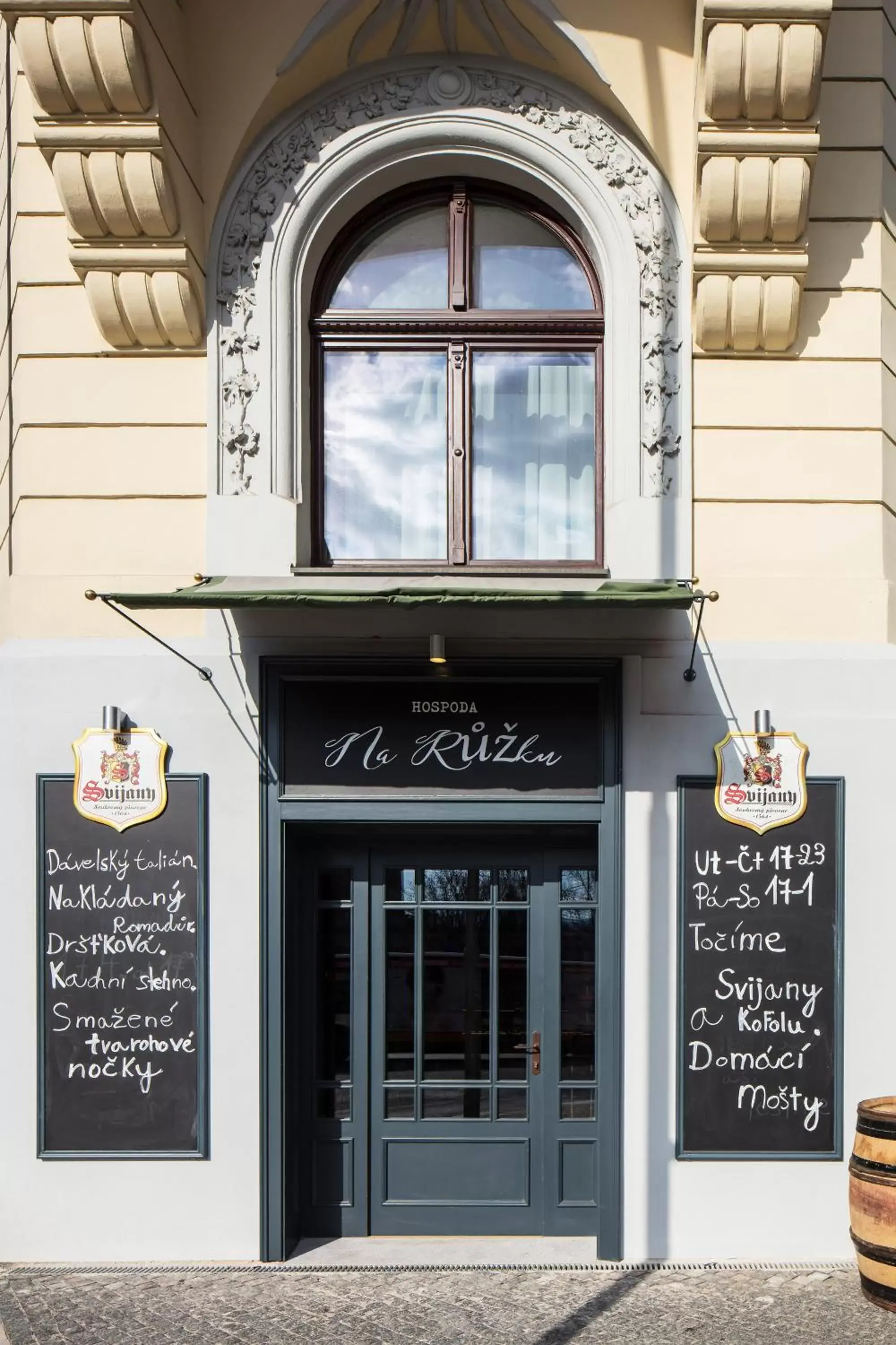 Facade/entrance in Clarion Grandhotel Zlaty Lev