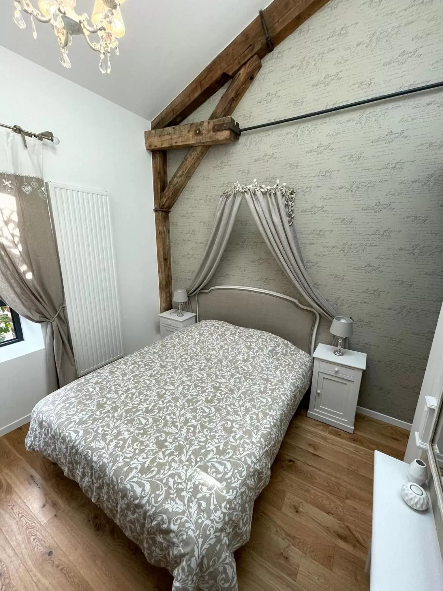 Bedroom, Bed in Maison d'hotes L'atelier du Charmois