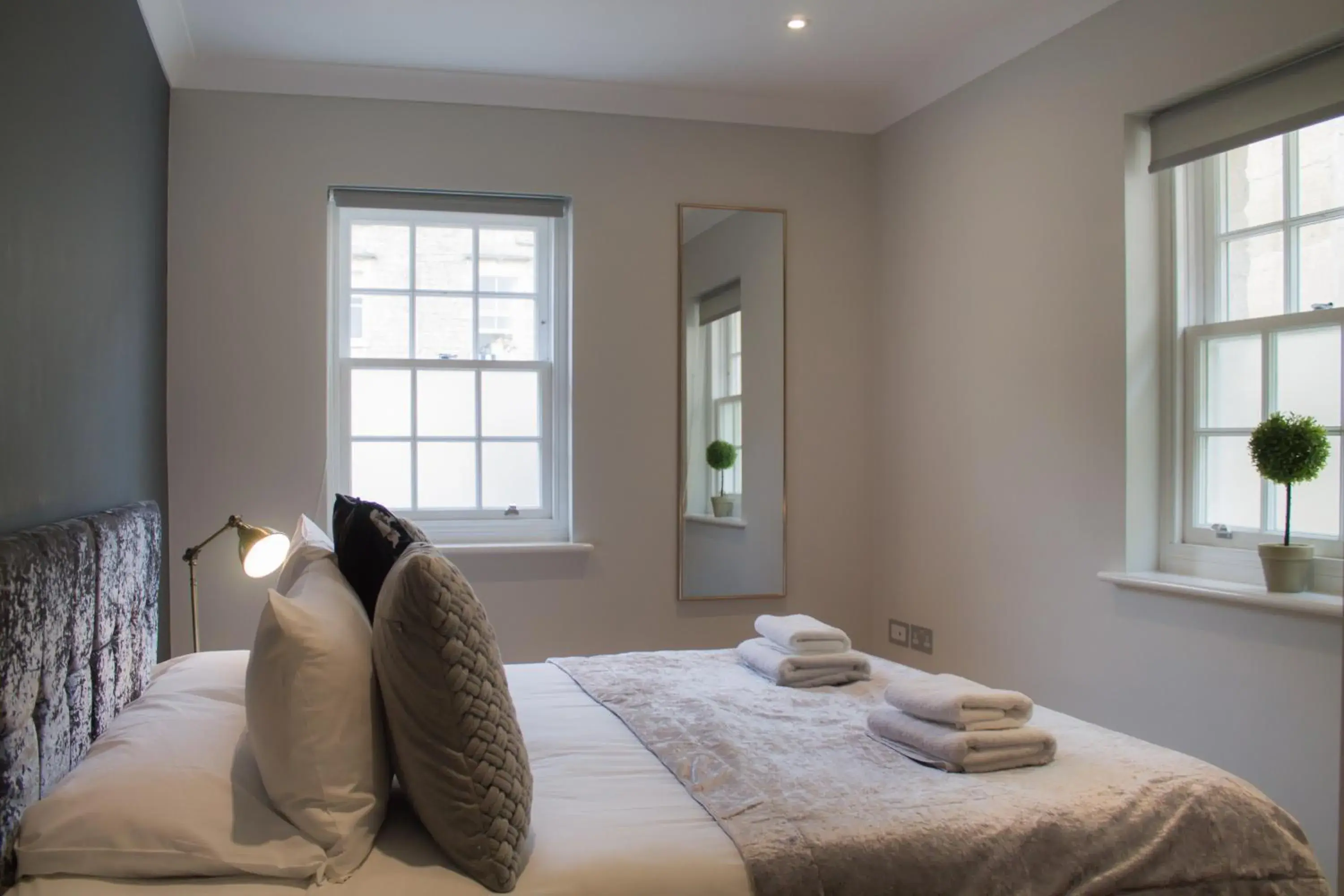 Bedroom, Bed in Townhouse of Bath