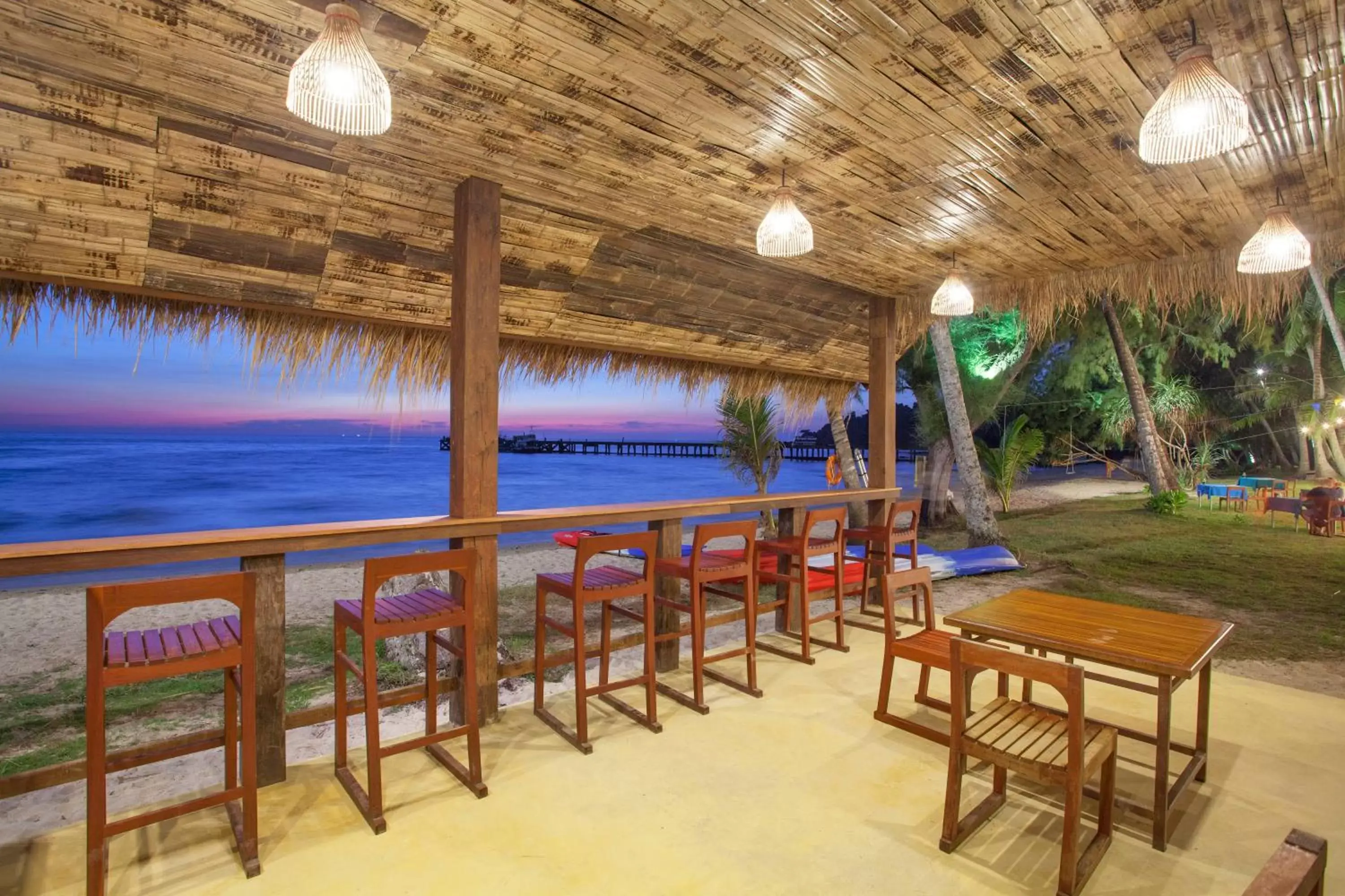 Lounge or bar in Koh Kood Paradise Beach Lounge or bar in Koh Kood Paradise Beach