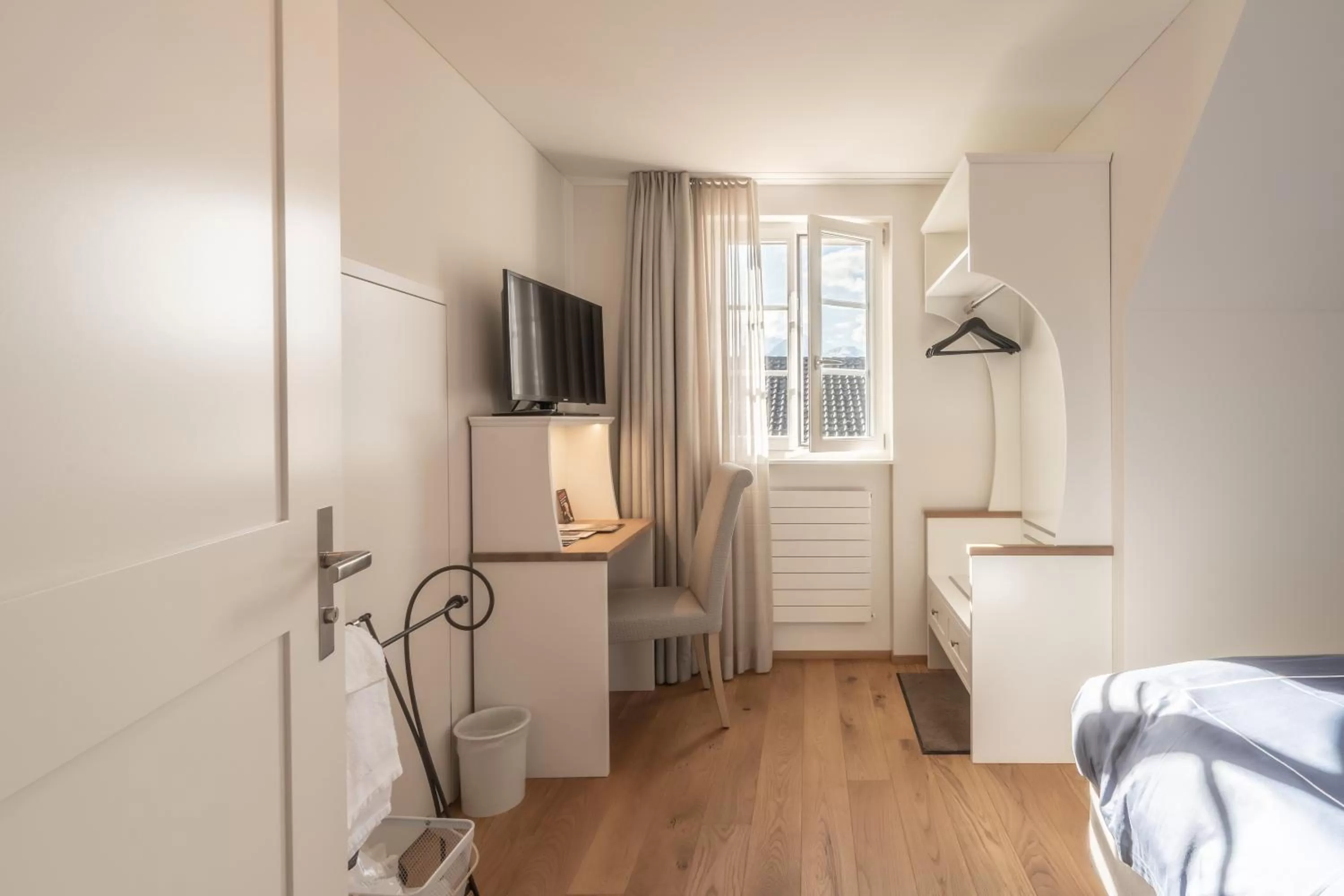 Decorative detail, Bed in Verena's Boutique Villa au lac