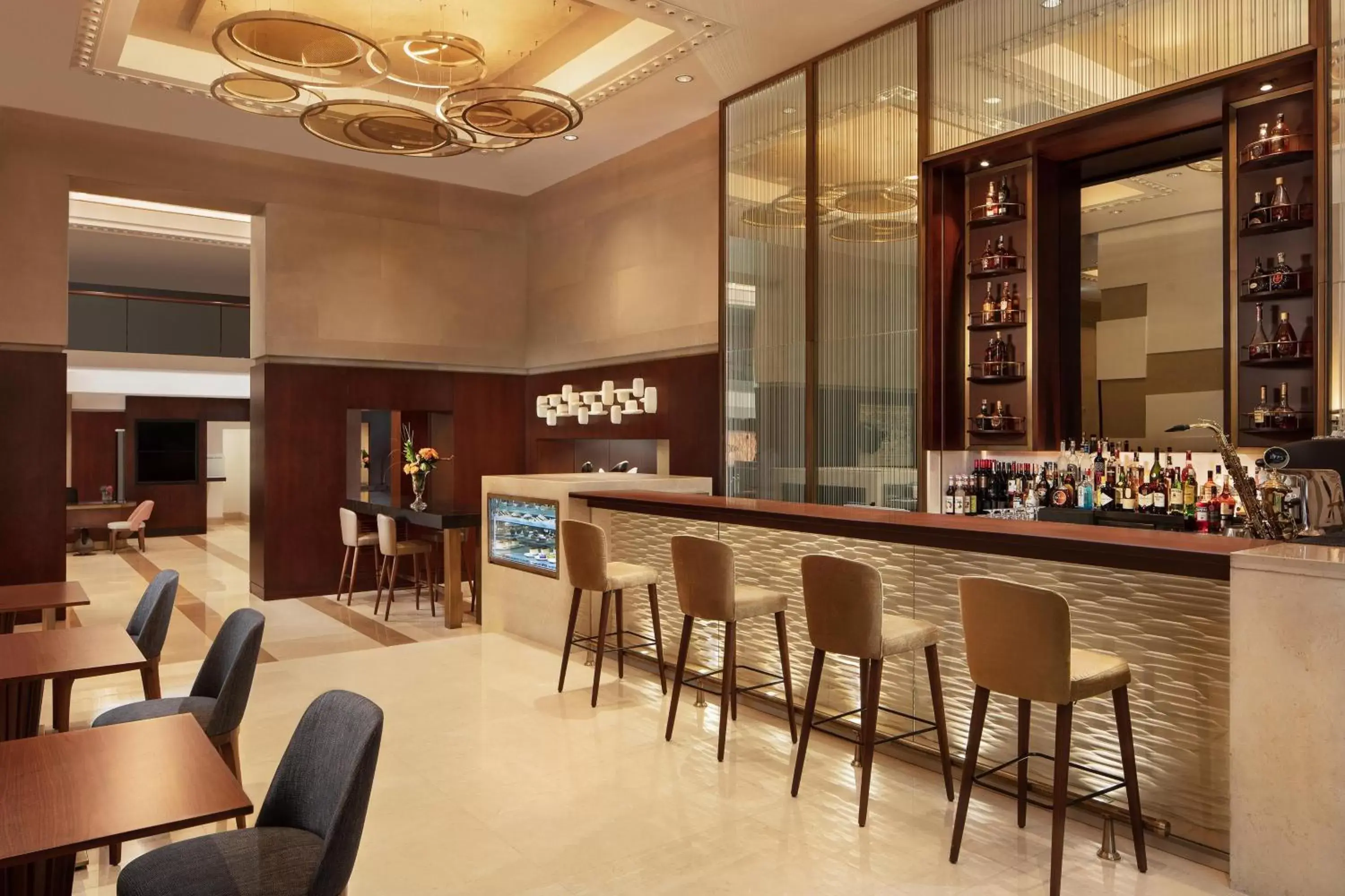 Restaurant/places to eat, Lounge/Bar in Sheraton Istanbul Levent