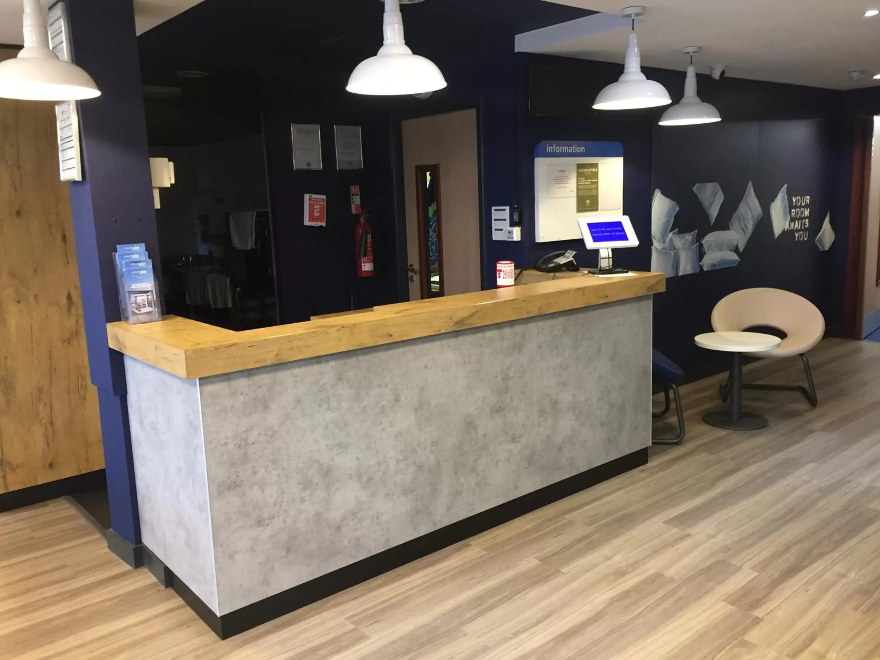 Lobby or reception, Lobby/Reception in Ibis Budget Portsmouth