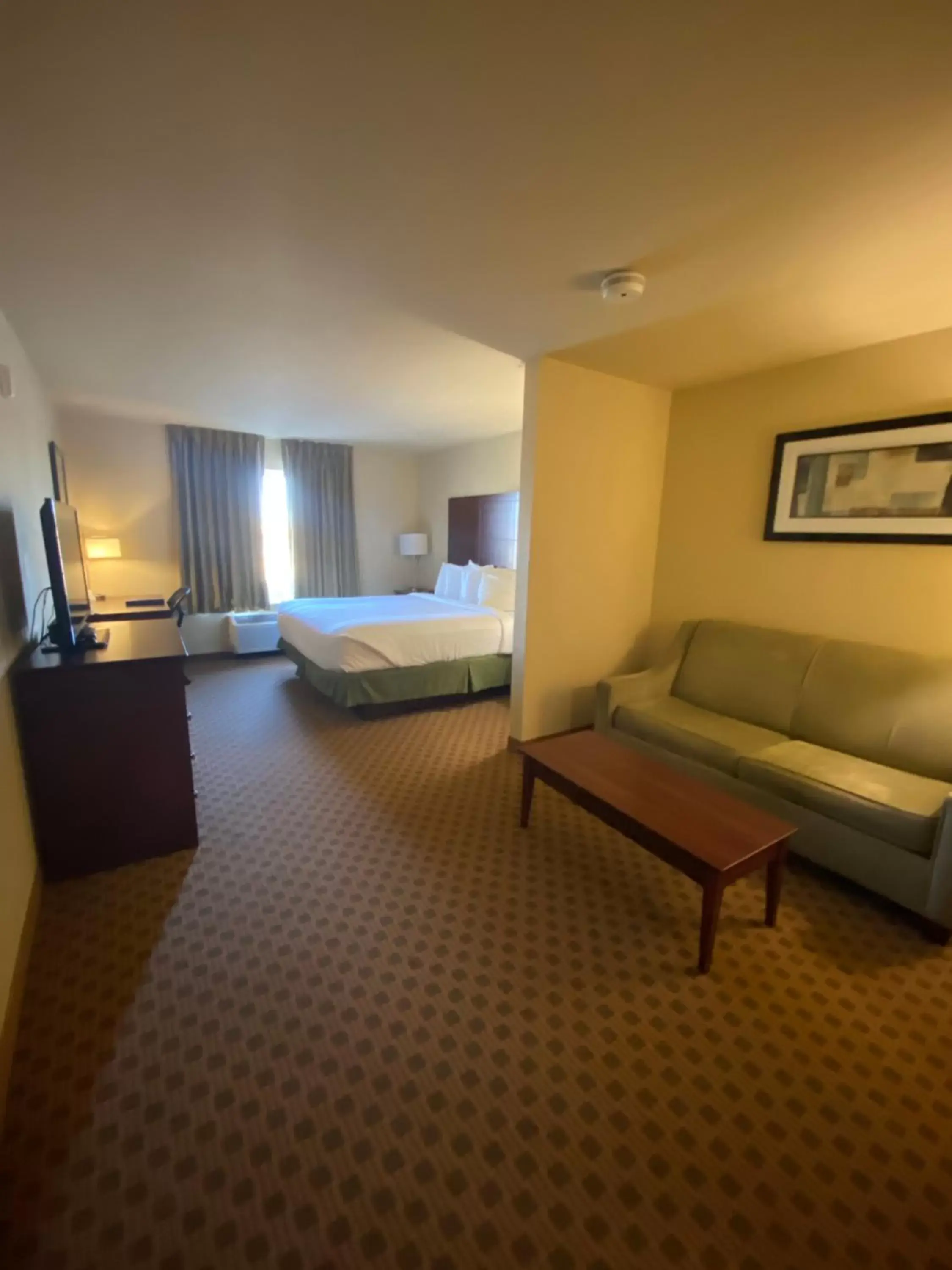 Bed in Cobblestone Hotel & Suites - Broken Bow Bed in Cobblestone Hotel & Suites - Broken Bow